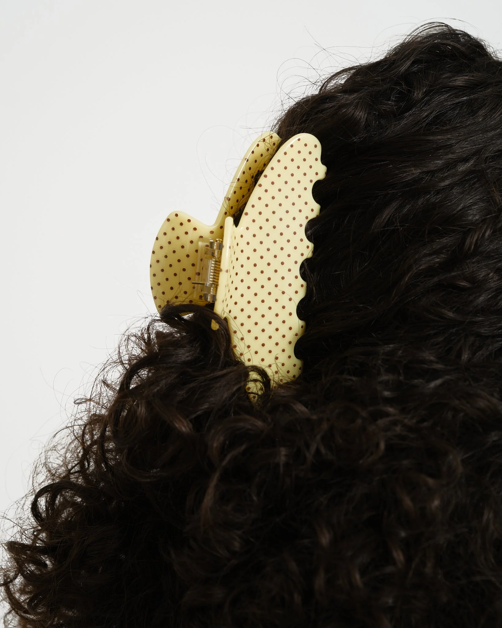 Claw Clip Polkadot Yellow - Image 2