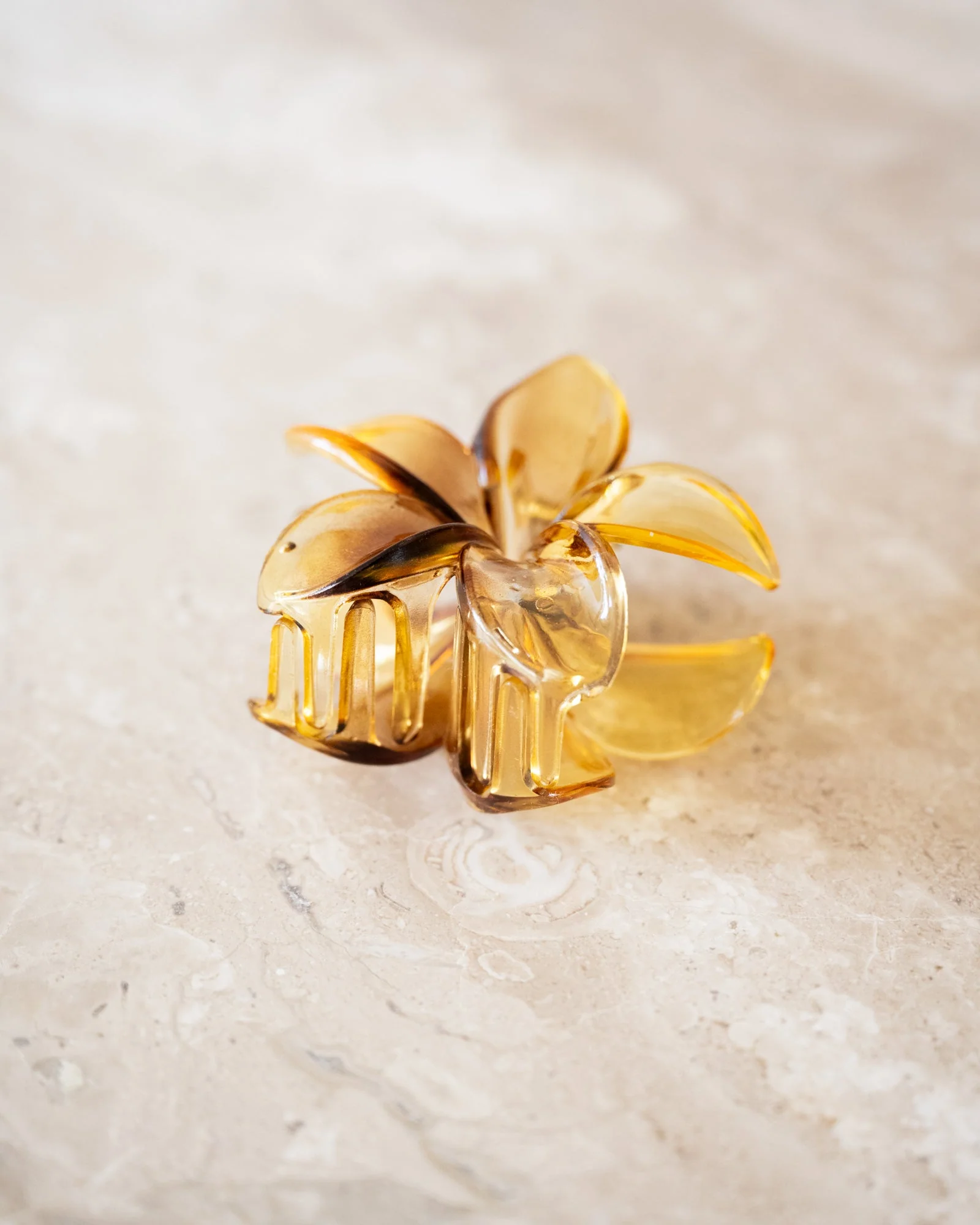 Flower Clip Yellow - Image 4