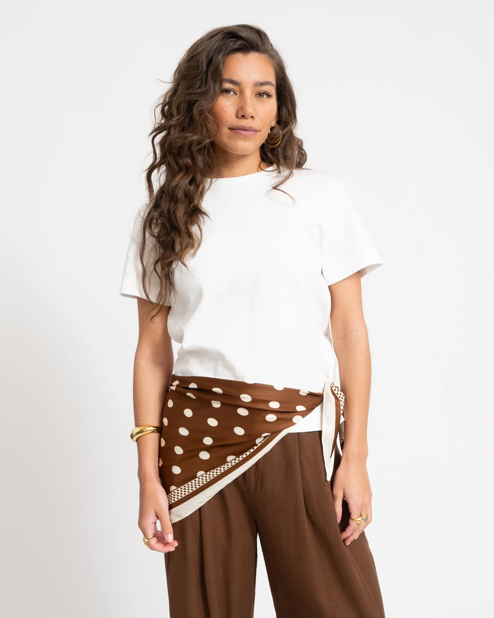 Triangle Sjaal Polkadot Bruin