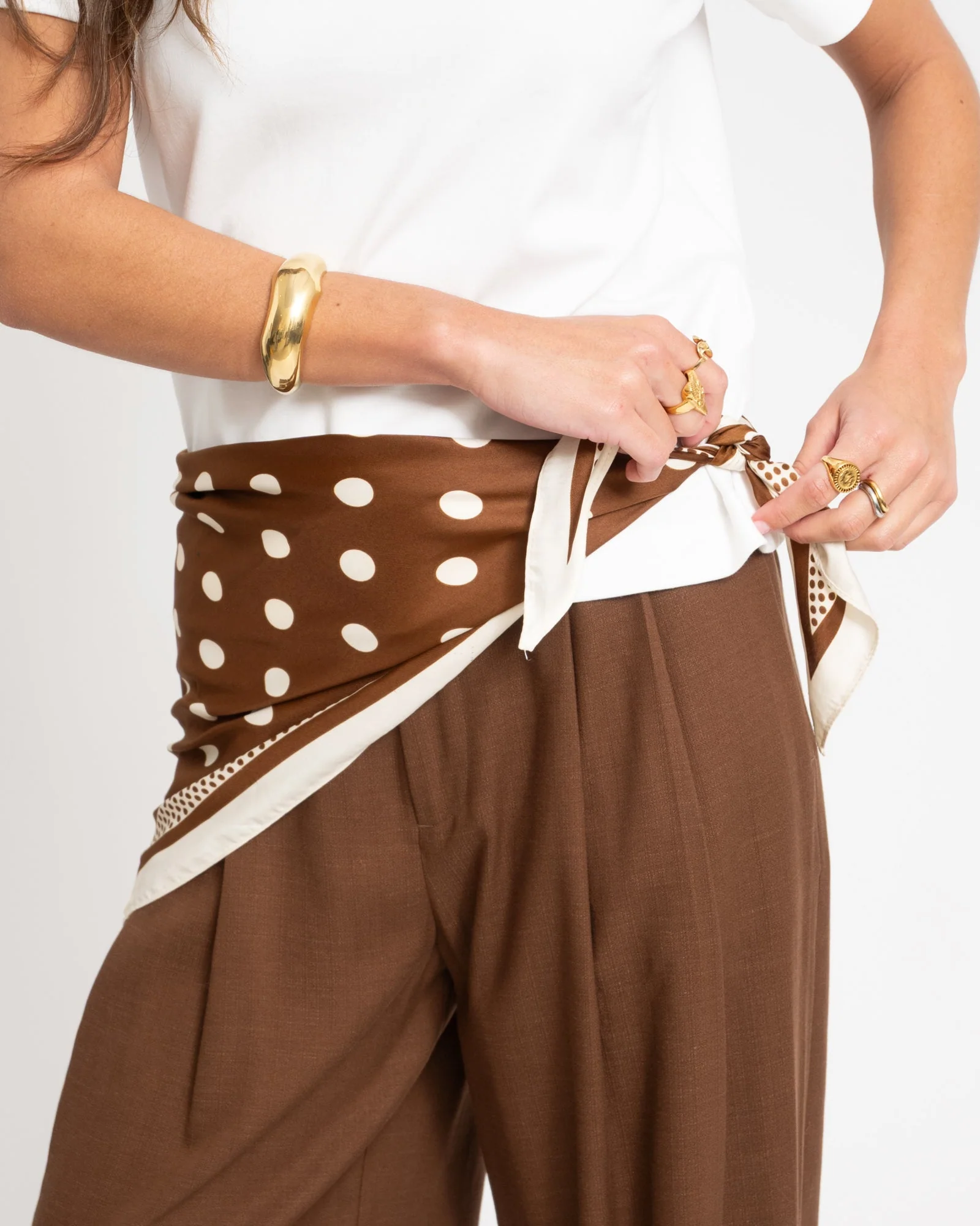 Triangle Sjaal Polkadot Bruin - Image 2