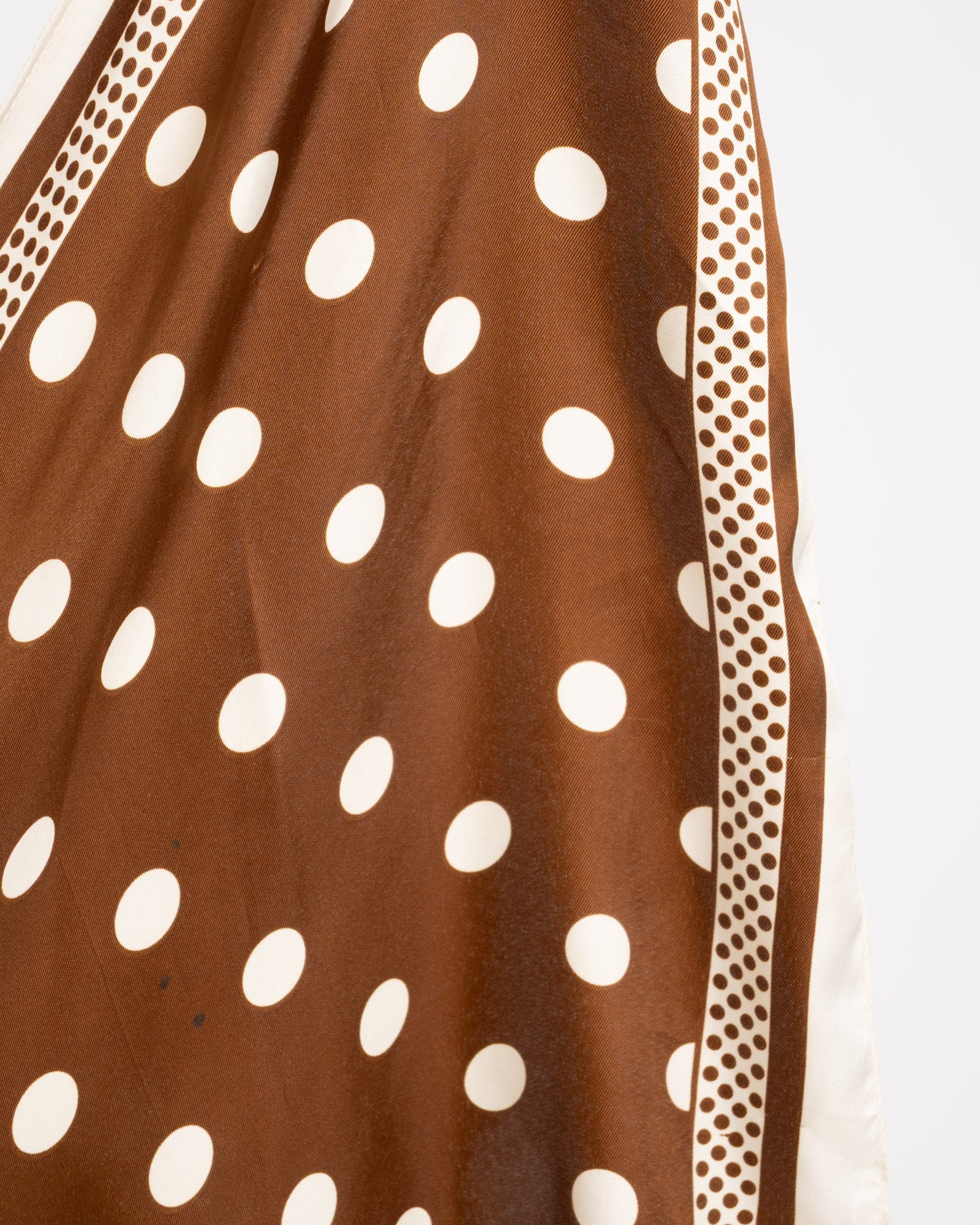 Triangle Sjaal Polkadot Bruin - Image 3