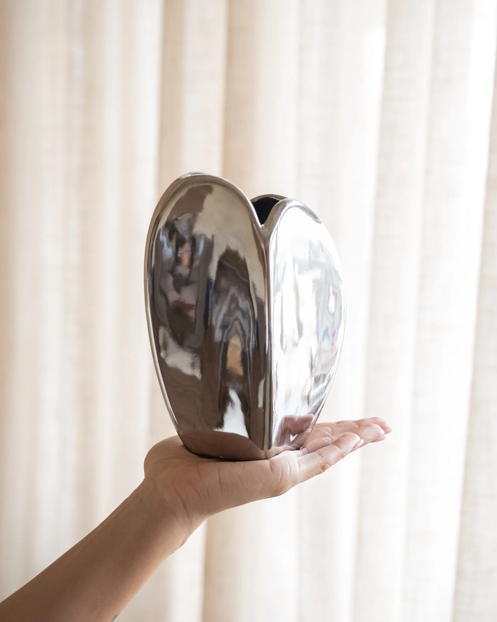 Deco Vaas Heart Chrome - Image 2
