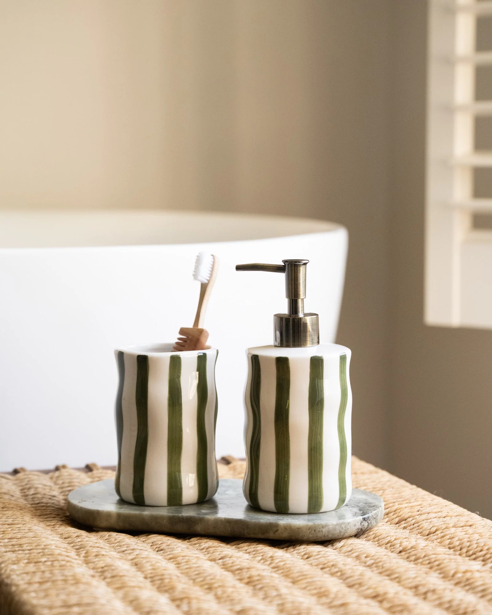 Soap Dispenser Corfu Green - Image 4