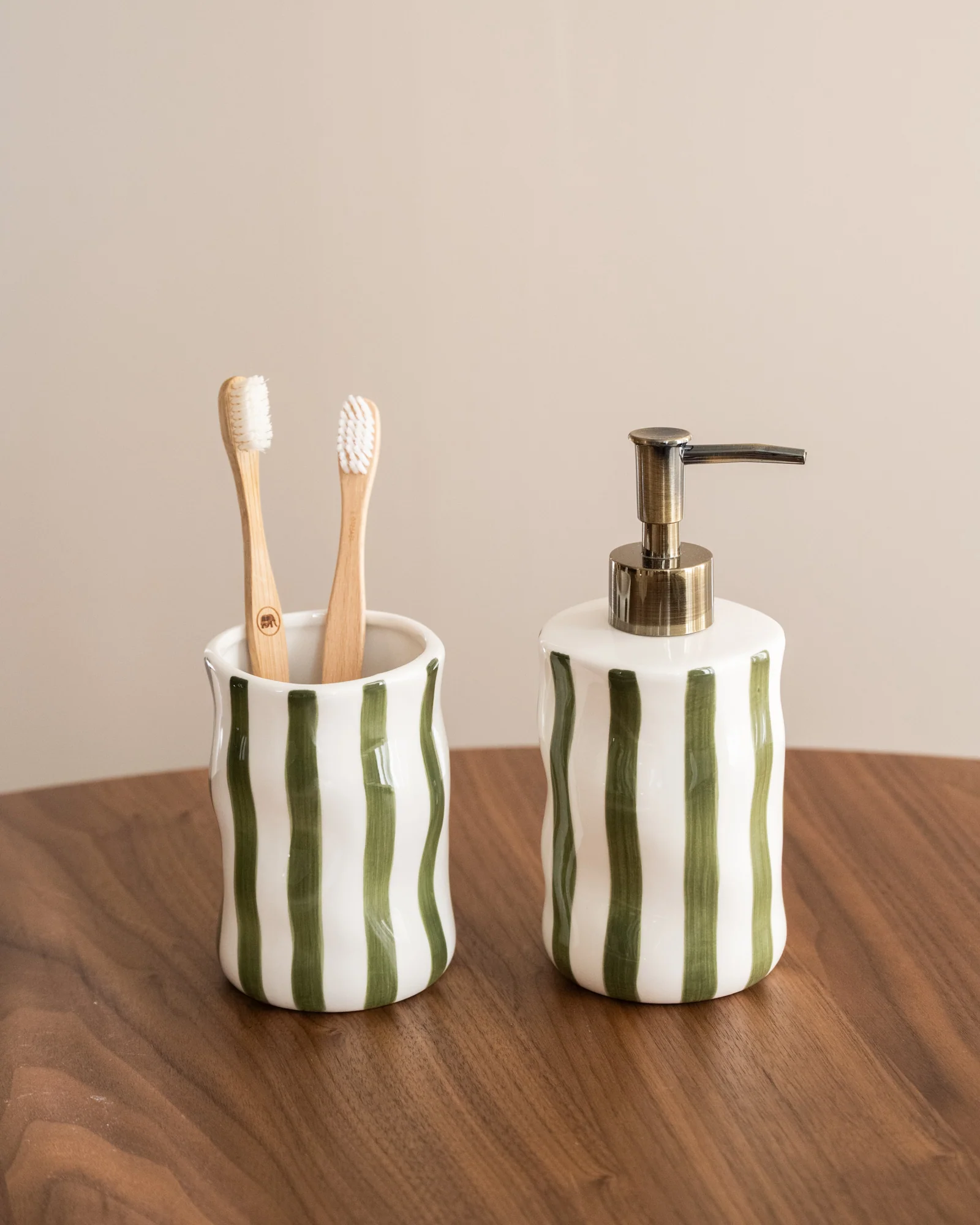 Toothbrush Holder Corfu Green - Image 7
