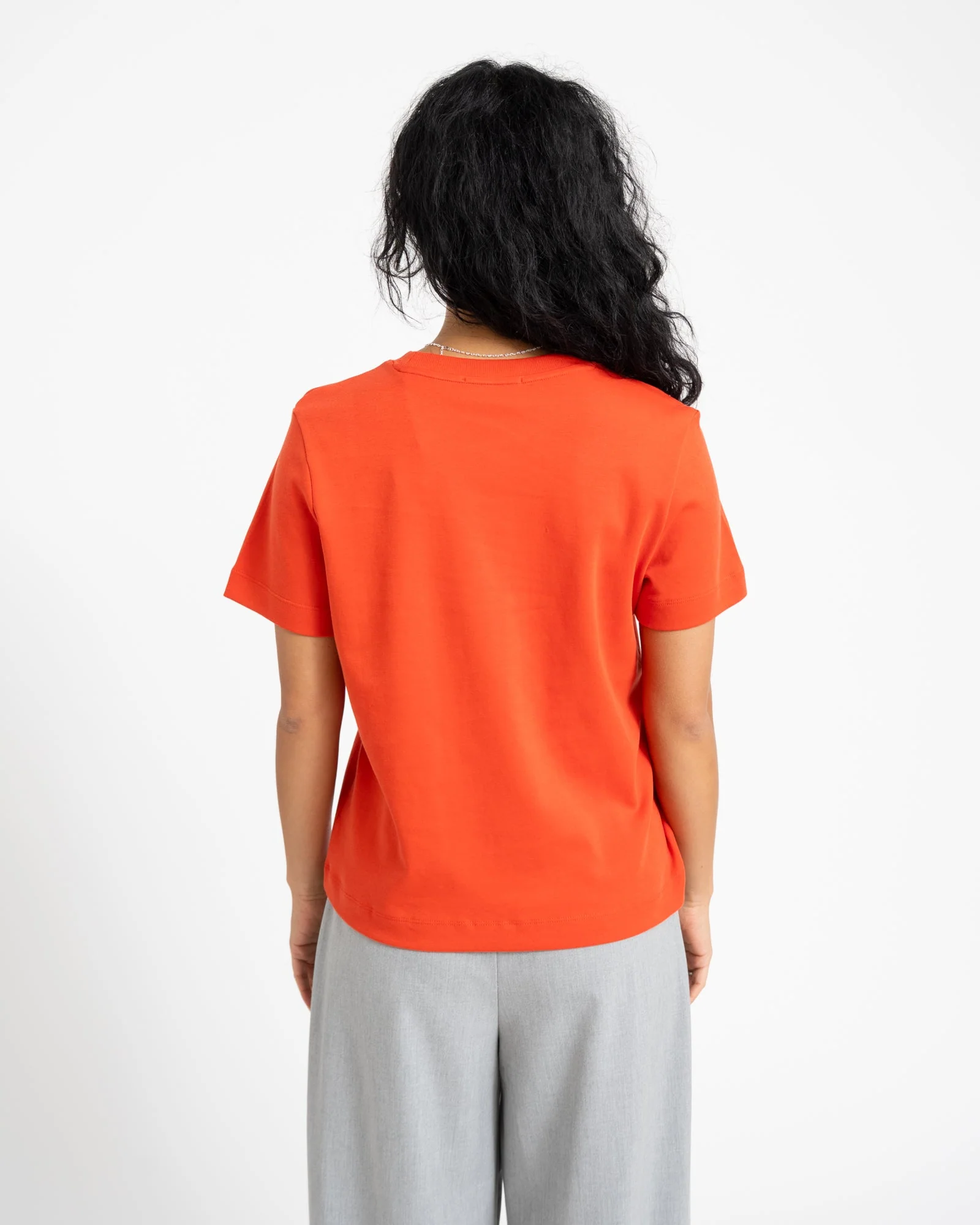 Aware Naima O-Neck T-Shirt Molten Lava - Image 4