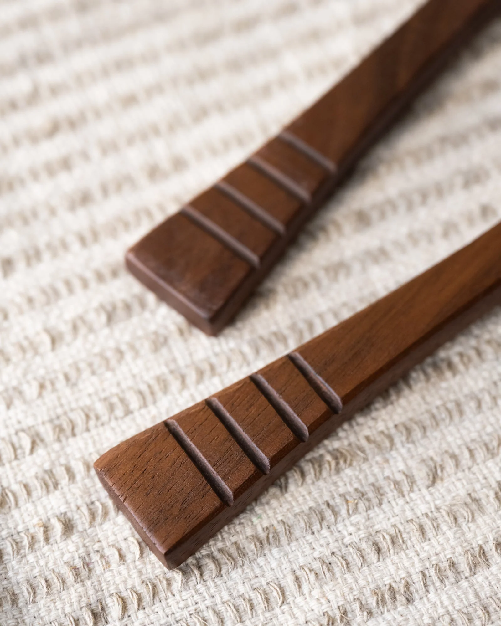 Salad Server Acacia Dark Brown - Image 6