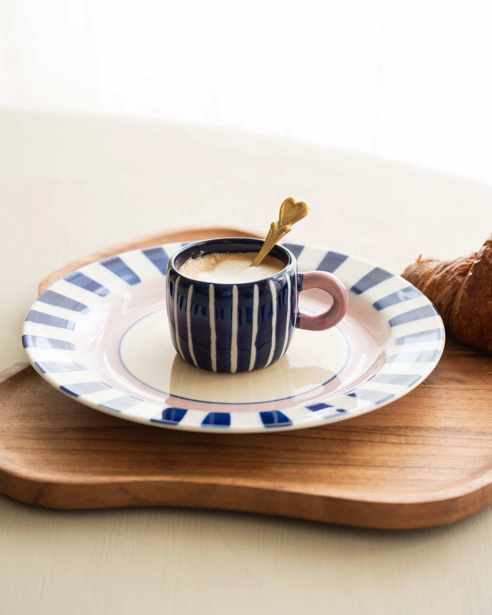 Bloomingville Small Mug Nini Blue And Pink - Image 6