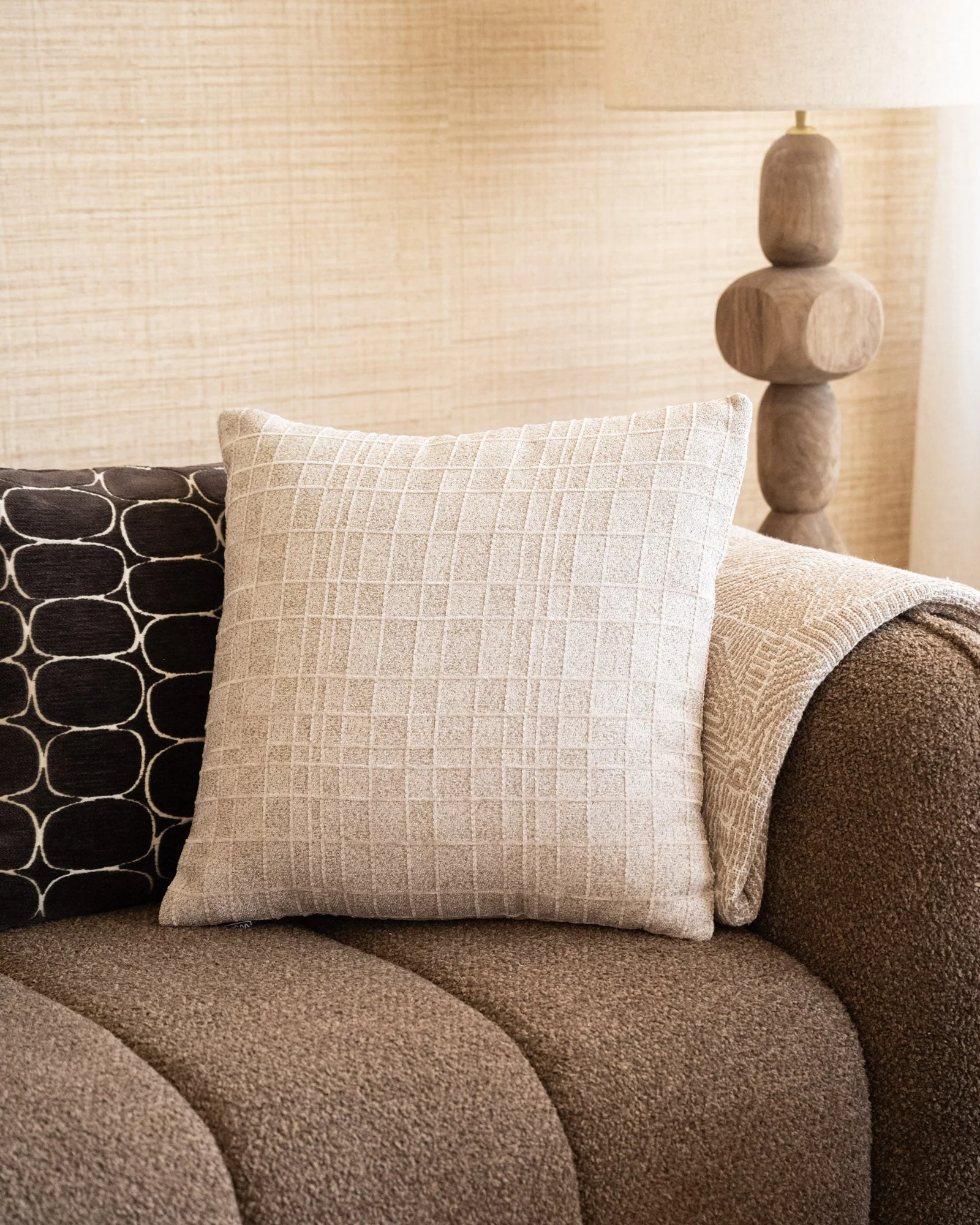 Cushion Pure Beige
