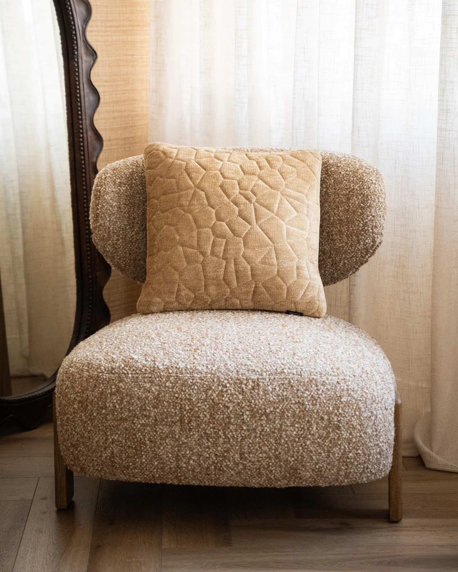 Cushion Stitch Ochre Gold - Image 4