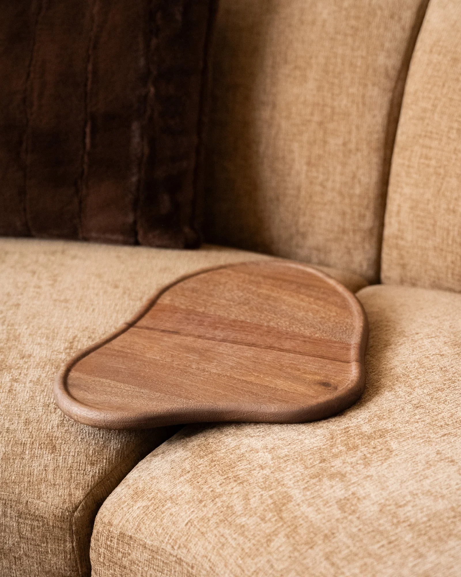 Fitted Sofa Tray Mango Wood - Image 4