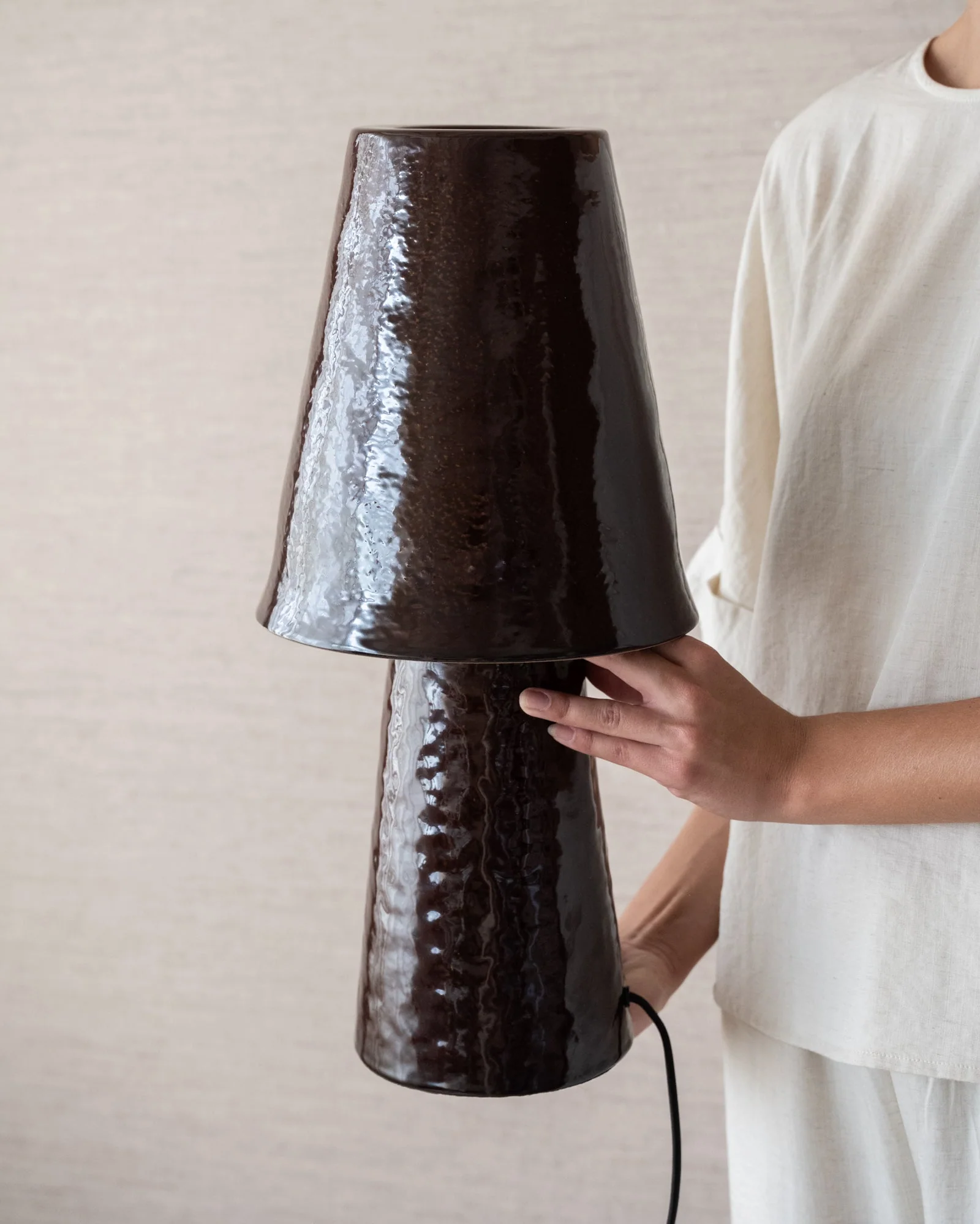Hand-painted Table Lamp Clayton Burgundy - Image 3