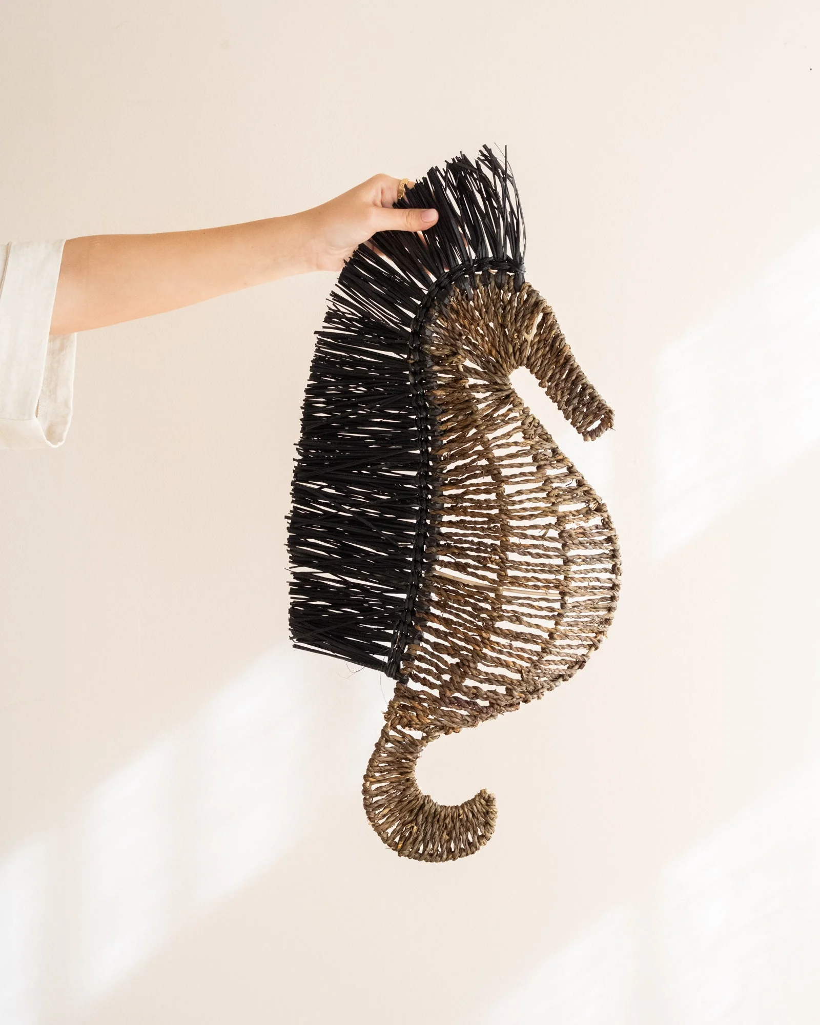 Wall Deco Seahorse Raffia - Image 3