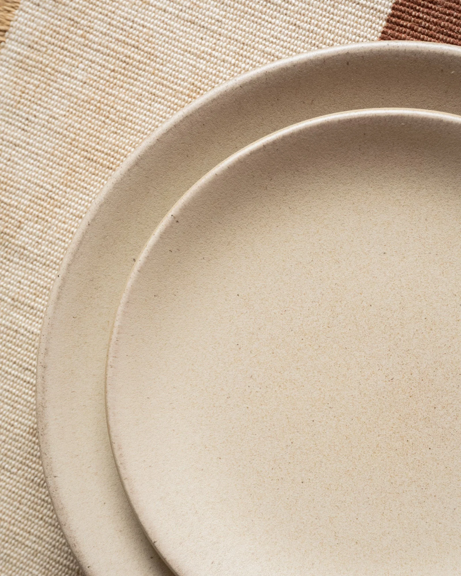 Dinner Plate Arenito Sand - Image 3