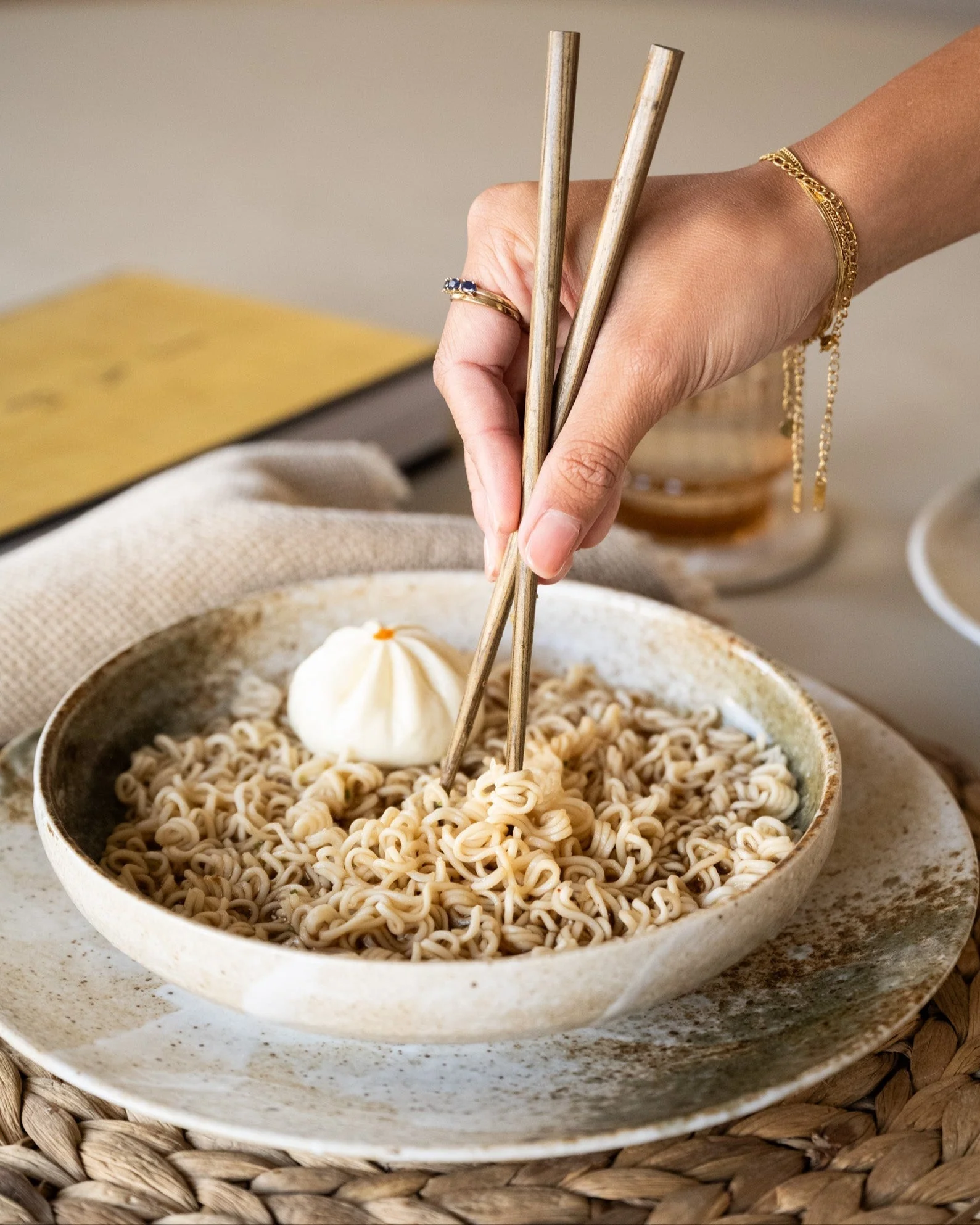 Handgemaakt Japanese Deep Dinner Plate Yuki