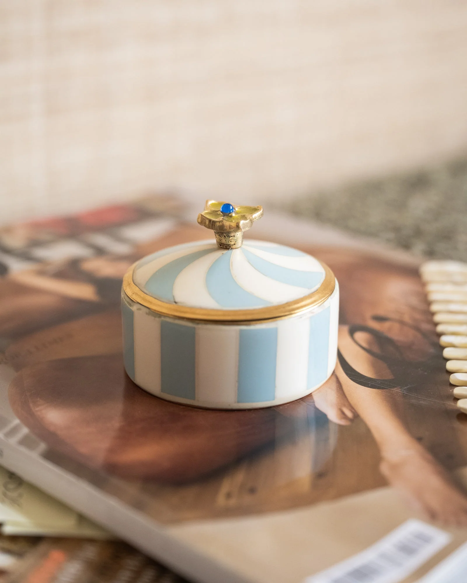 Handmade Circus Box Lou Blue - Image 5