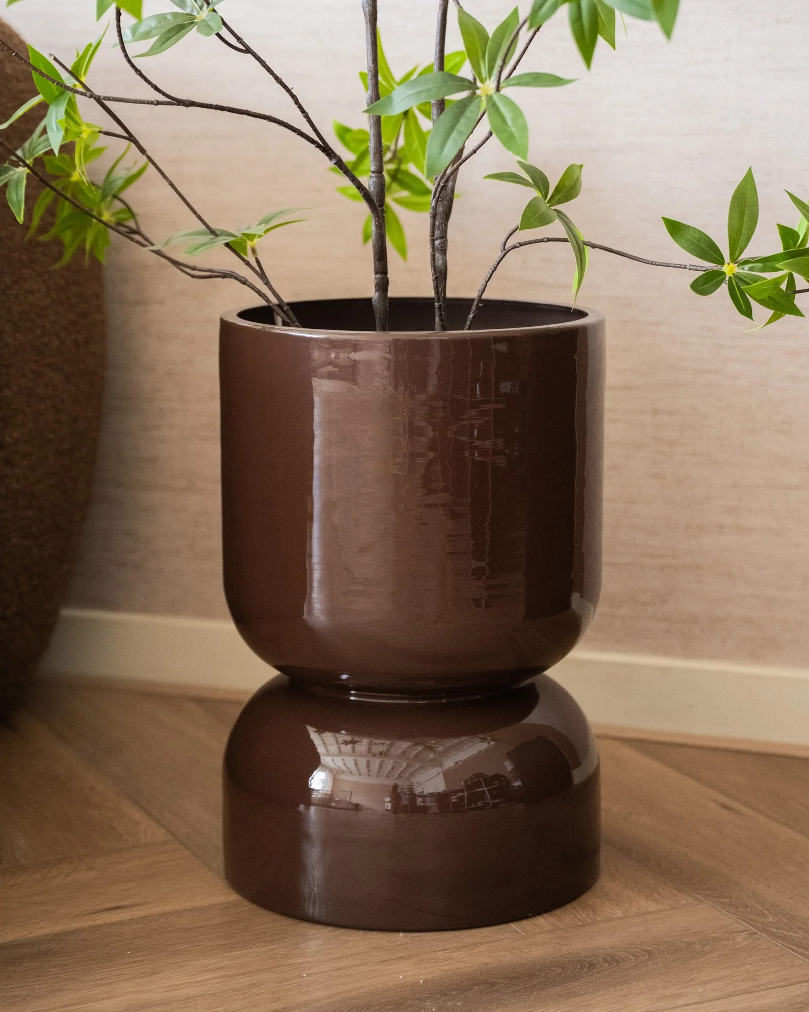 Large Planter Toval Brown - Image 8