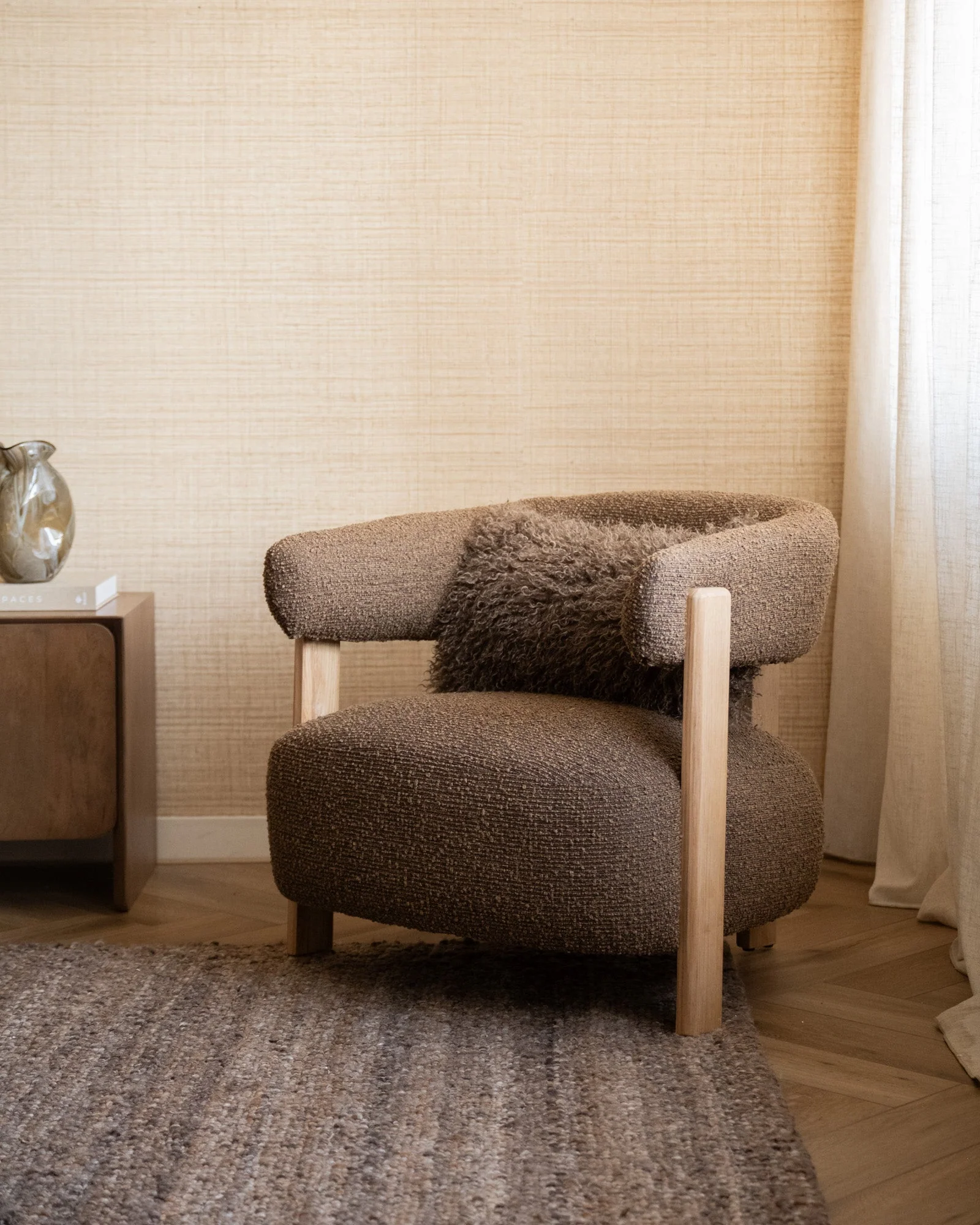 Armchair Lora Brown