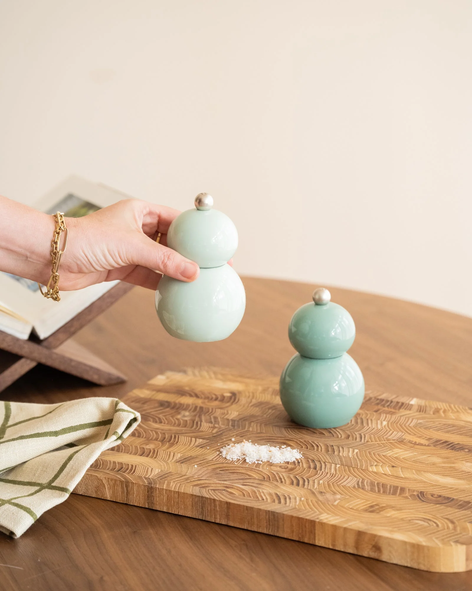 Salt & Pepper Green - Image 3