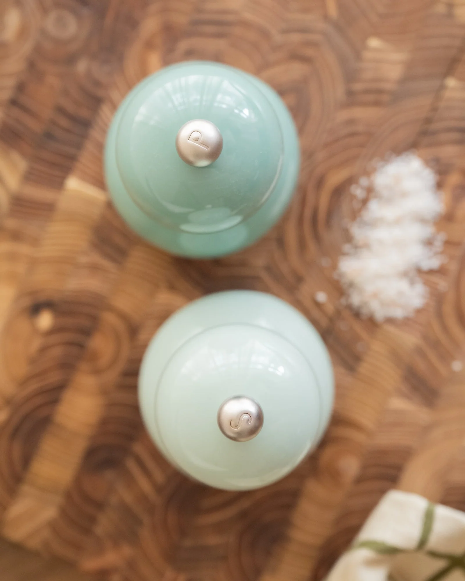 Salt & Pepper Green - Image 4