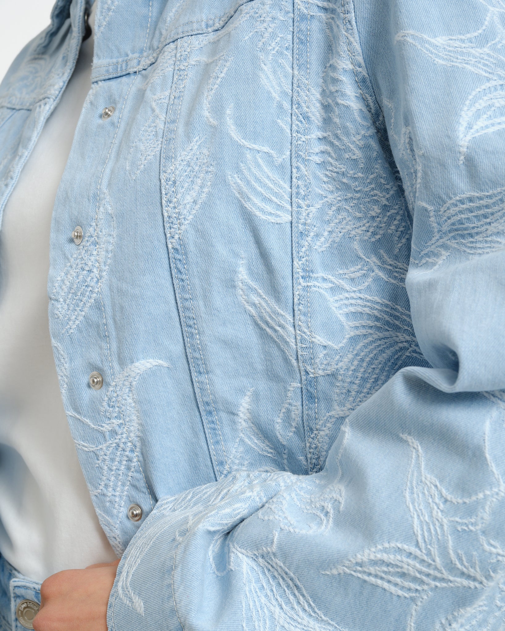Embroidery Denim Shirt Blue - Image 8