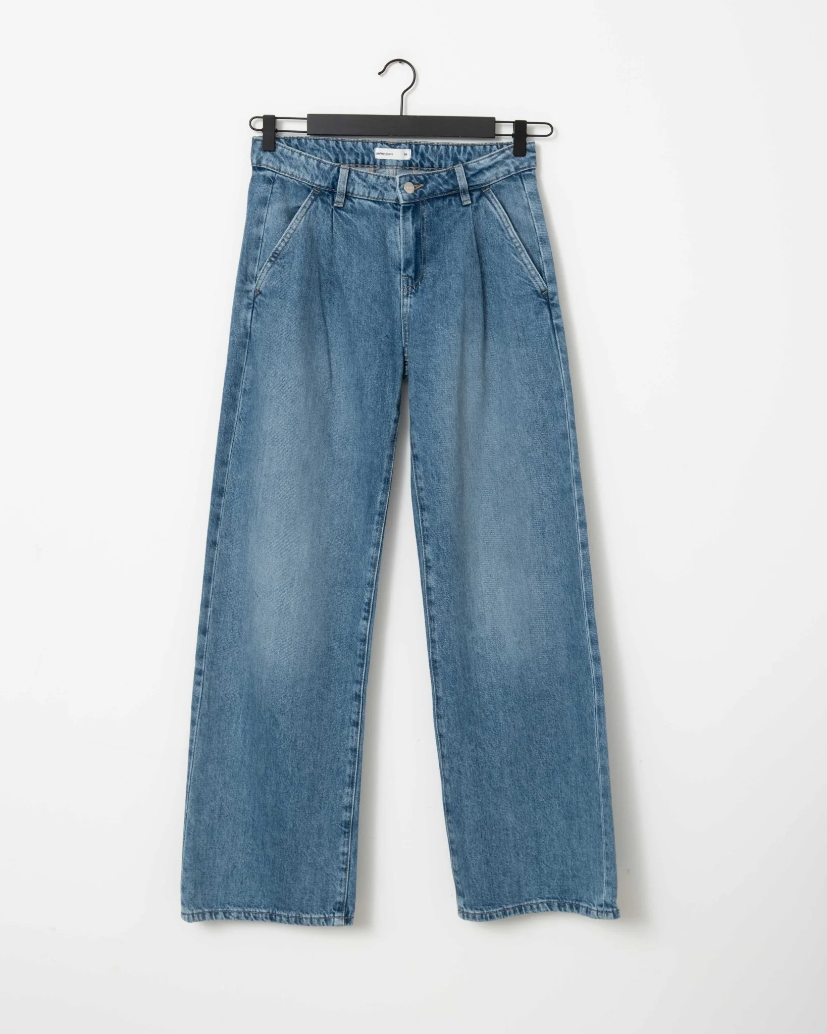 Pleated Slouchy Jeans Blue - Image 8