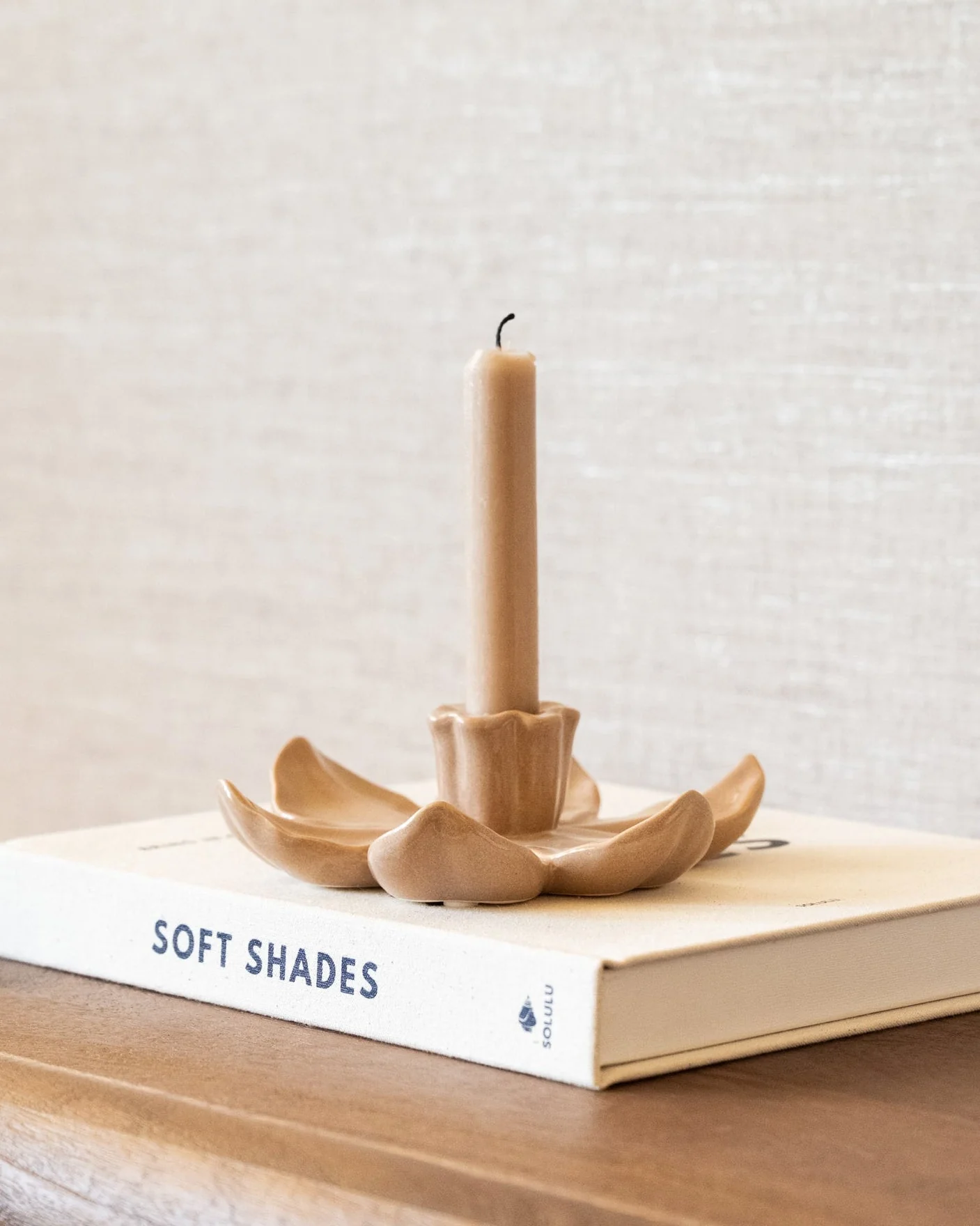 Candle Holder Lotus Beige