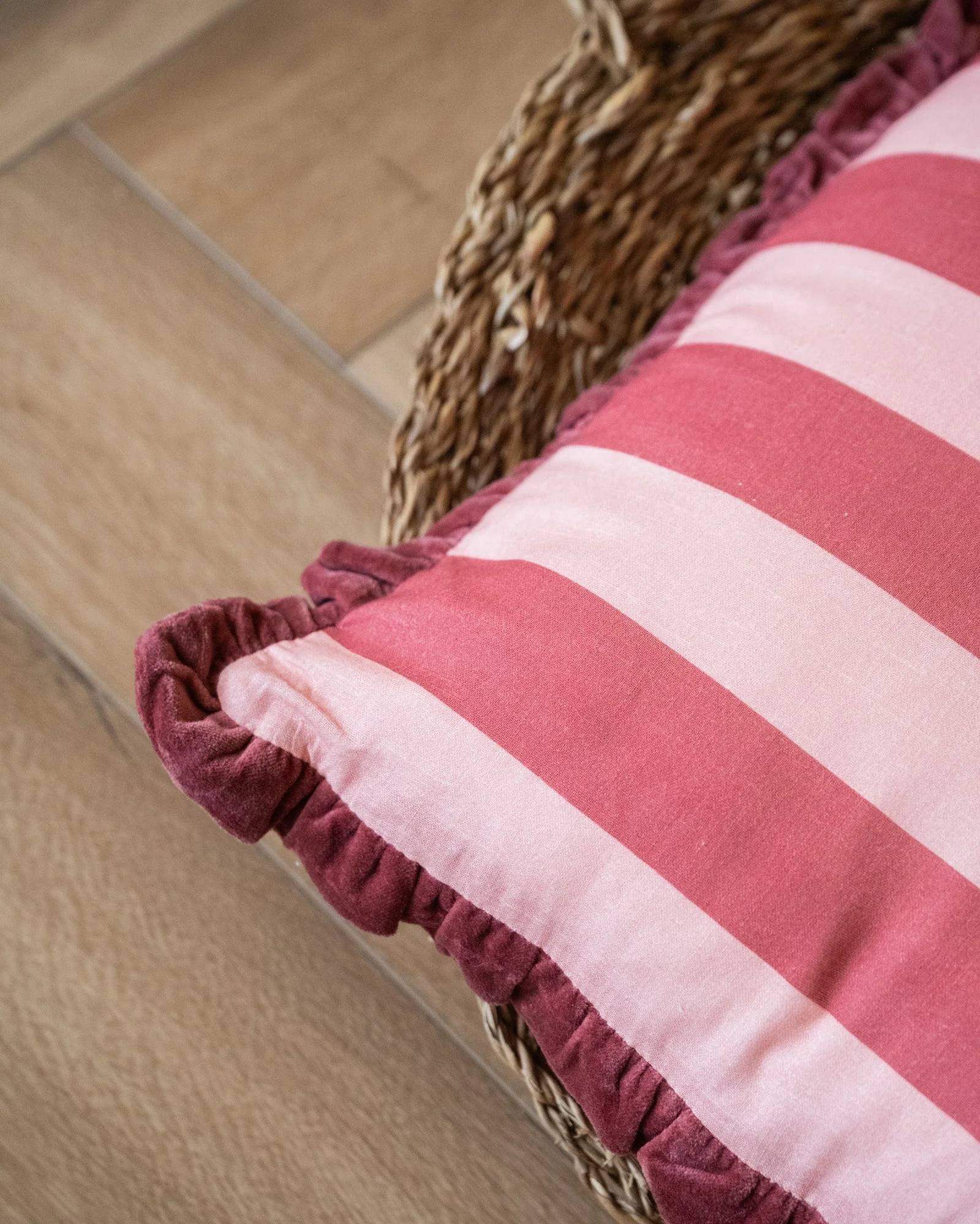 Cushion Striped Pink - Image 5