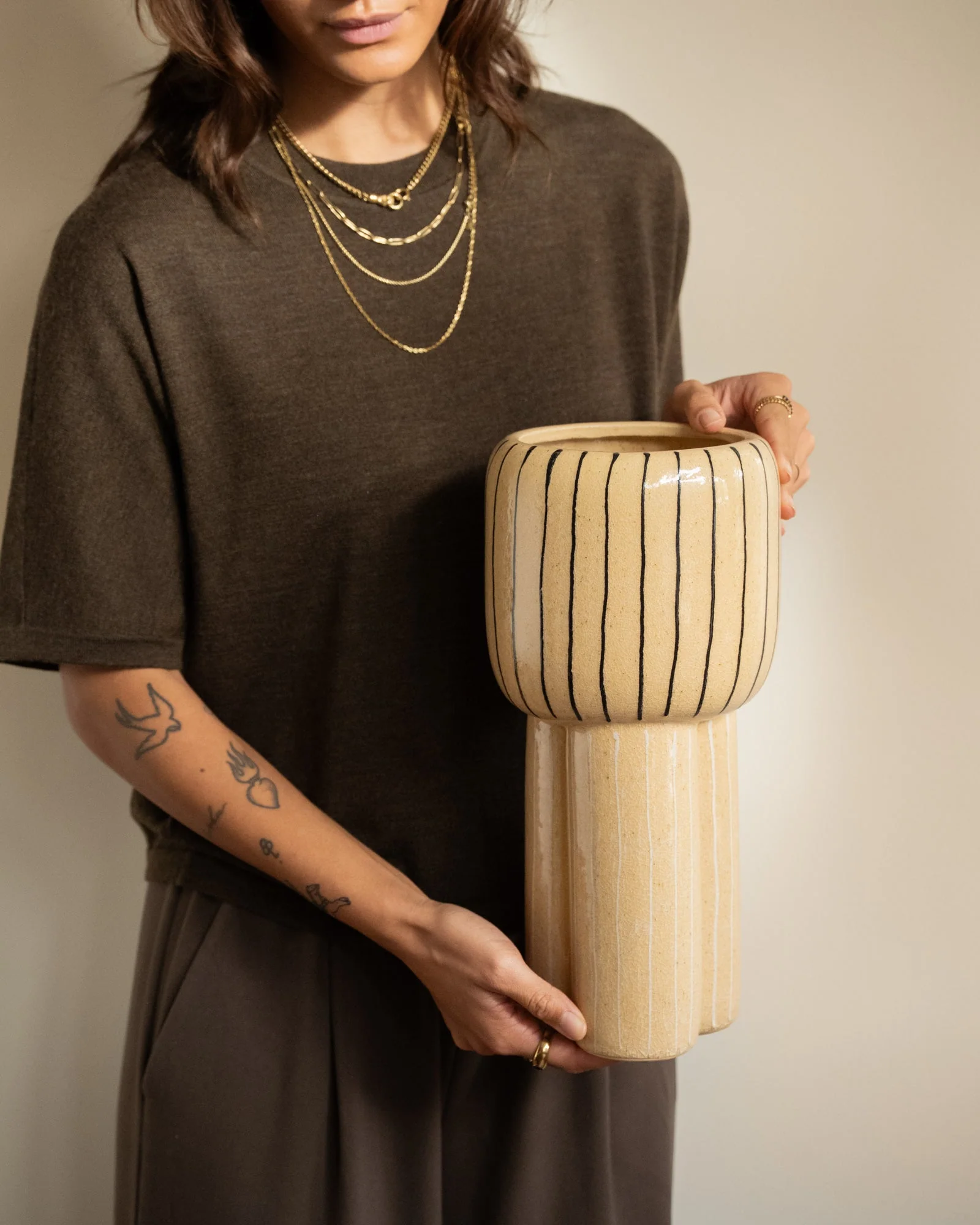 Large Deco Vase Tera Lines - Image 3