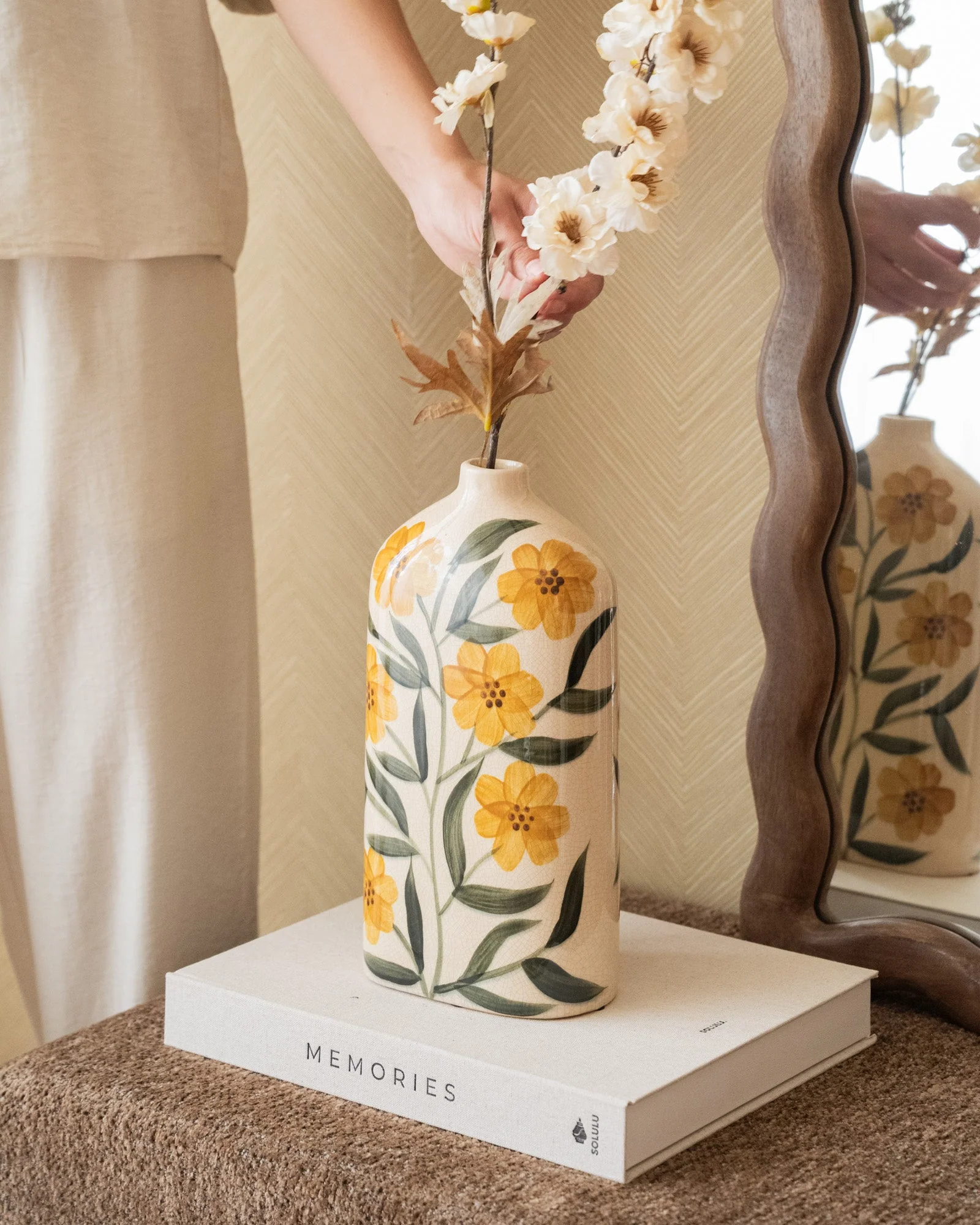 Hangeschilderde Deco Vaas Bloem Aurelia - Image 2