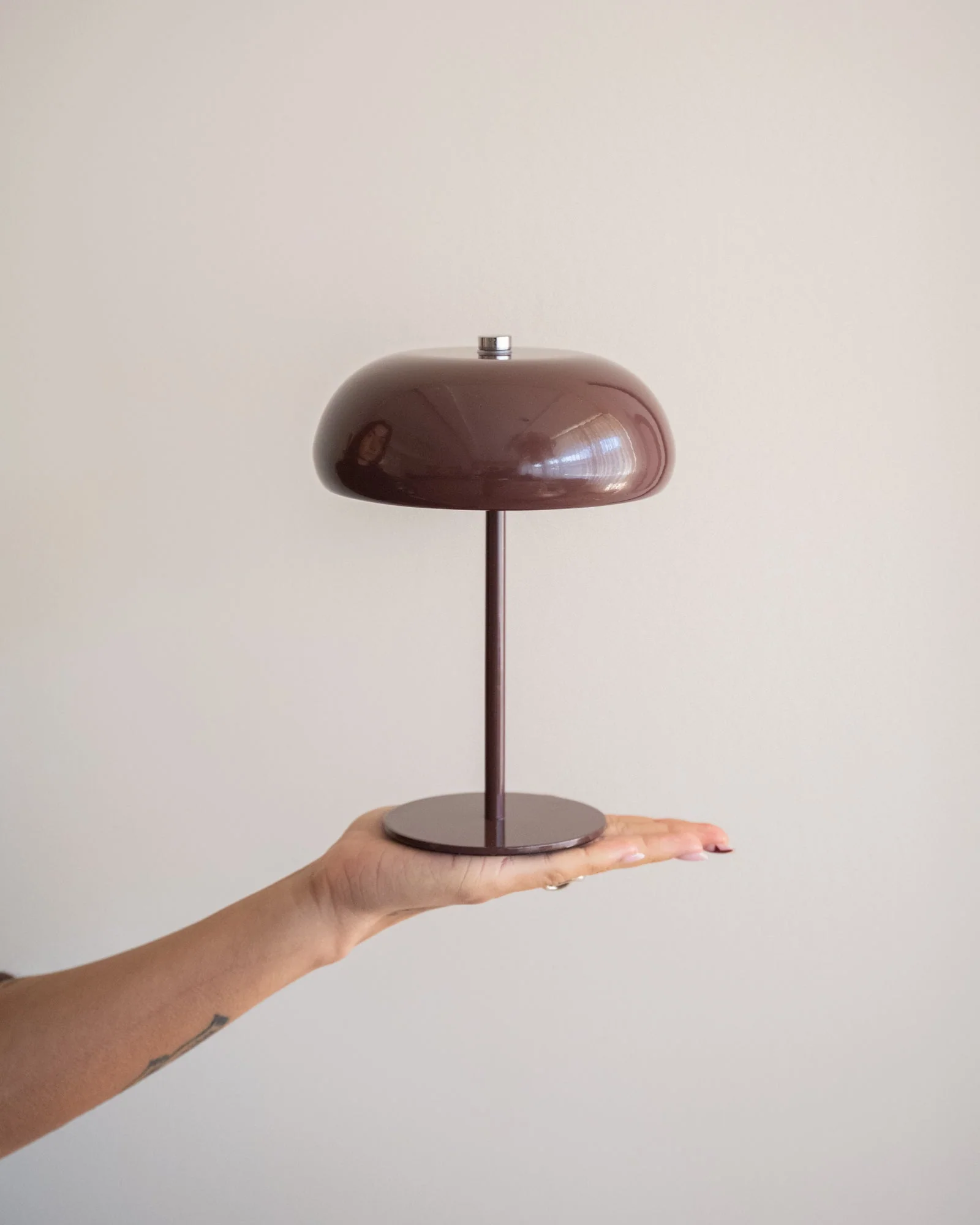Wireless Table Lamp Margate Burgundy - Image 2