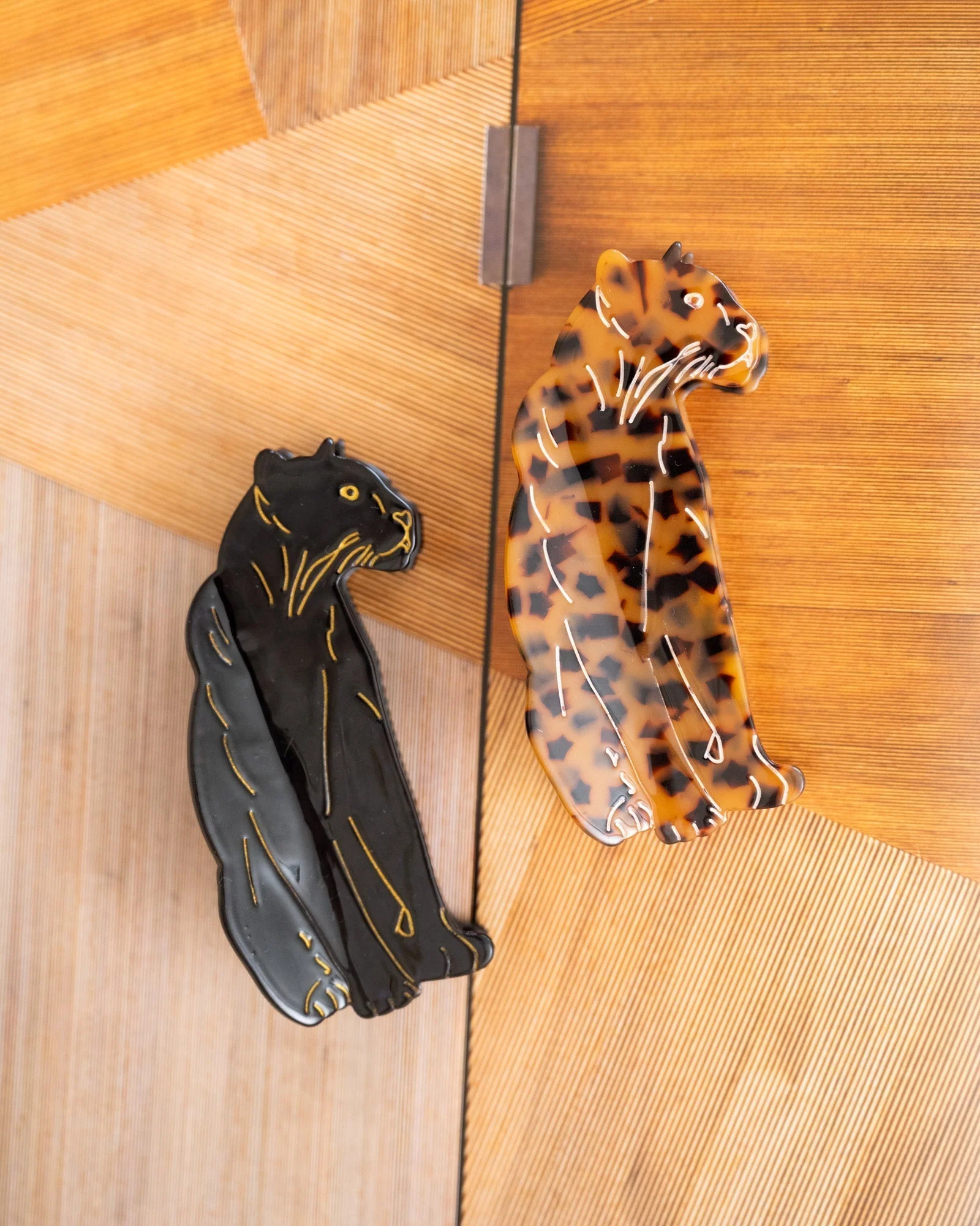 Claw Clip Panther Tortoise - Image 3
