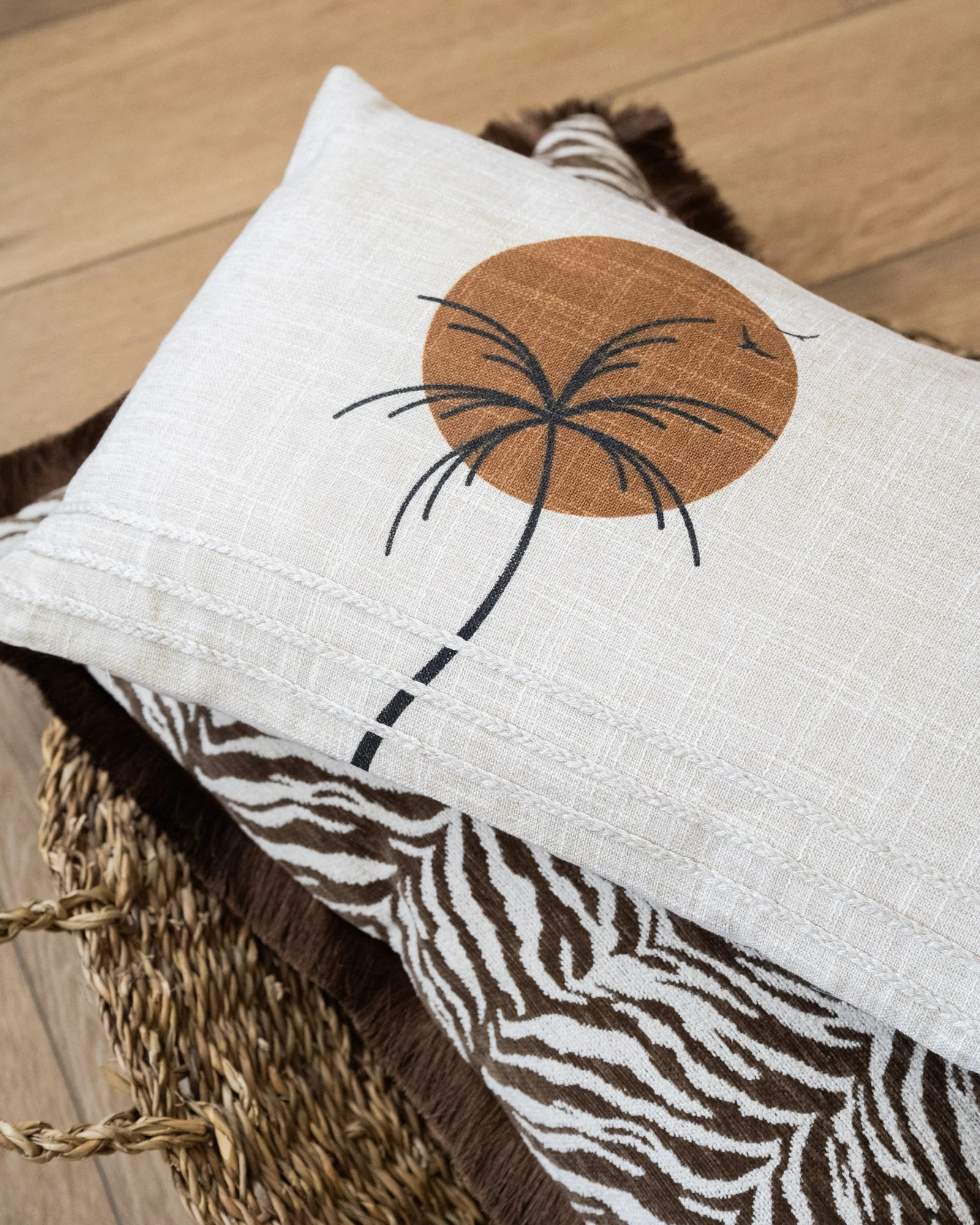 Cushion Cojin Palm Tree Sunset - Image 4