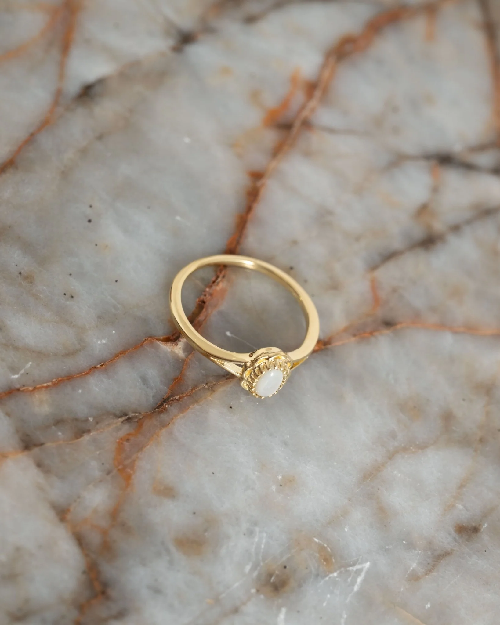 Pearl Flower Ring Gold - Image 2