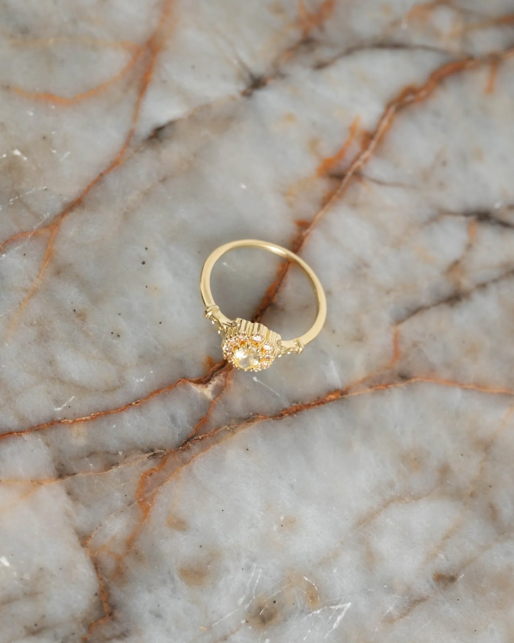 Vintage Yellow Champagne Flower Ring Goud - Image 2