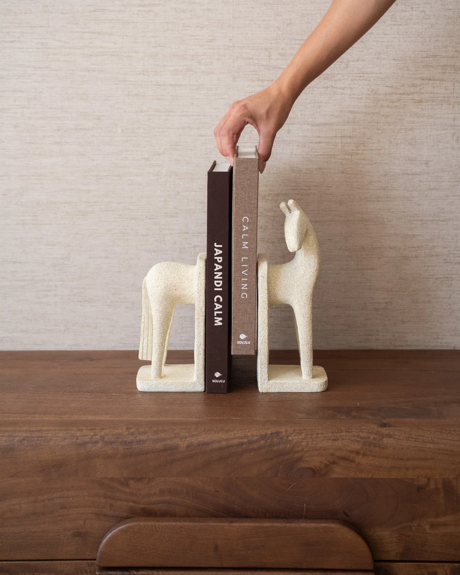 Bookend Horse Beige - Image 3
