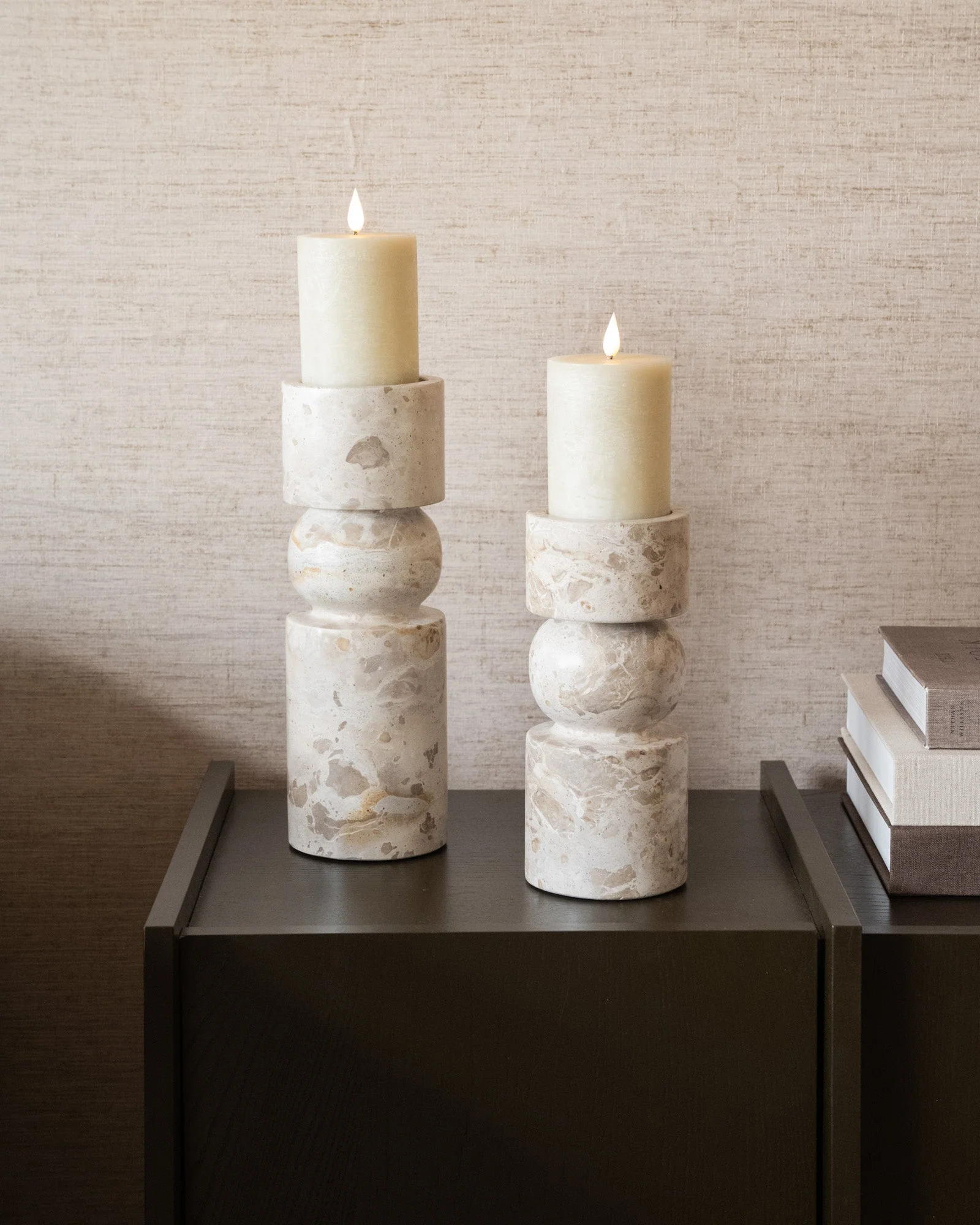 Kandelaar Sculptural Marble - Image 3