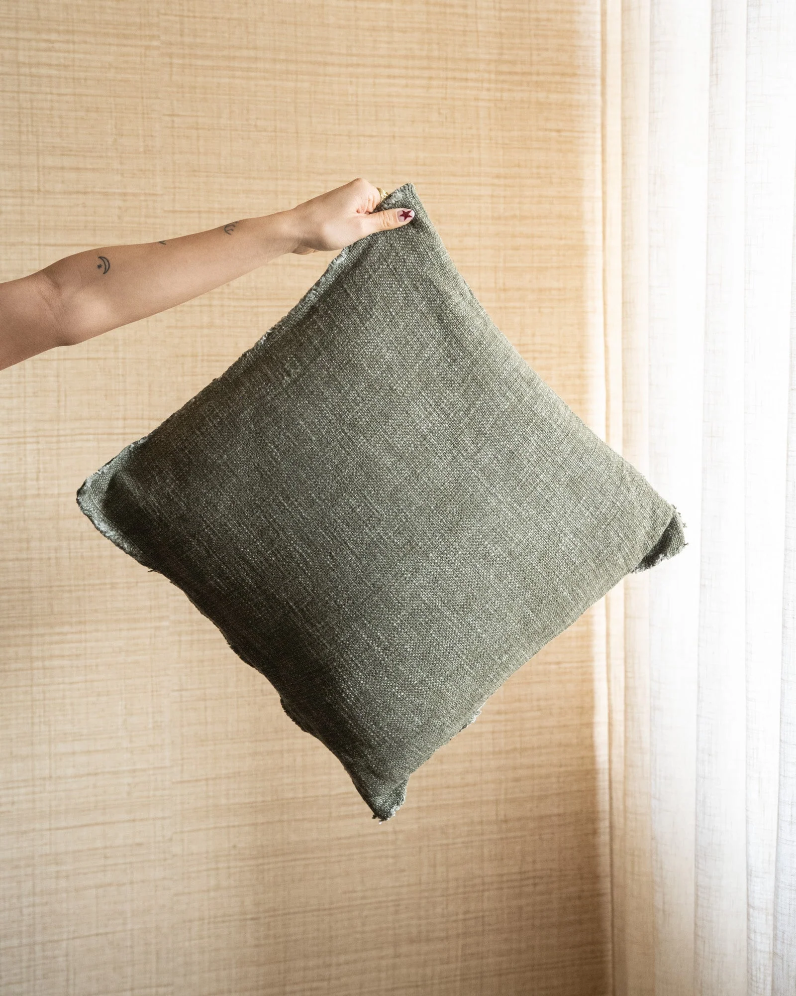 Cushion Frayed Linen Moss Green - Image 6