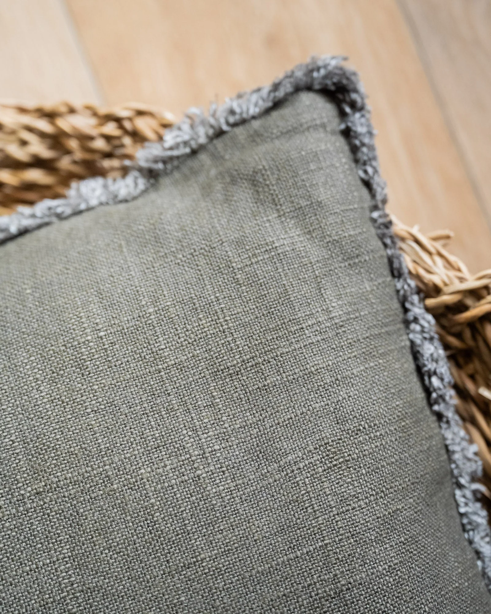 Cushion Isa Fringe Dark Green Linen - Image 6