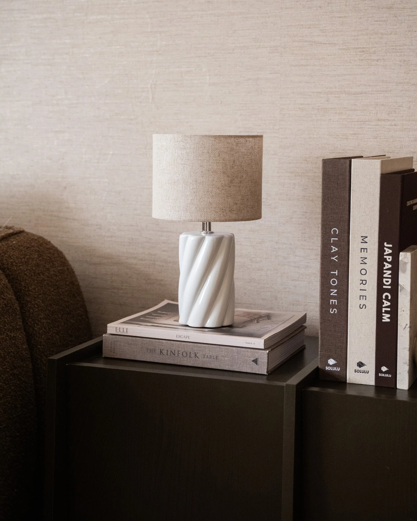 Table Lamp Swirl Ivory - Small - Image 2