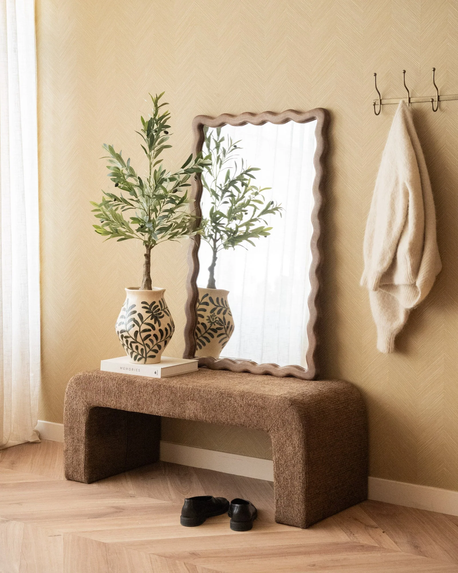 Grote Handgeschilderde Deco Vaas Leaf Green - Image 2