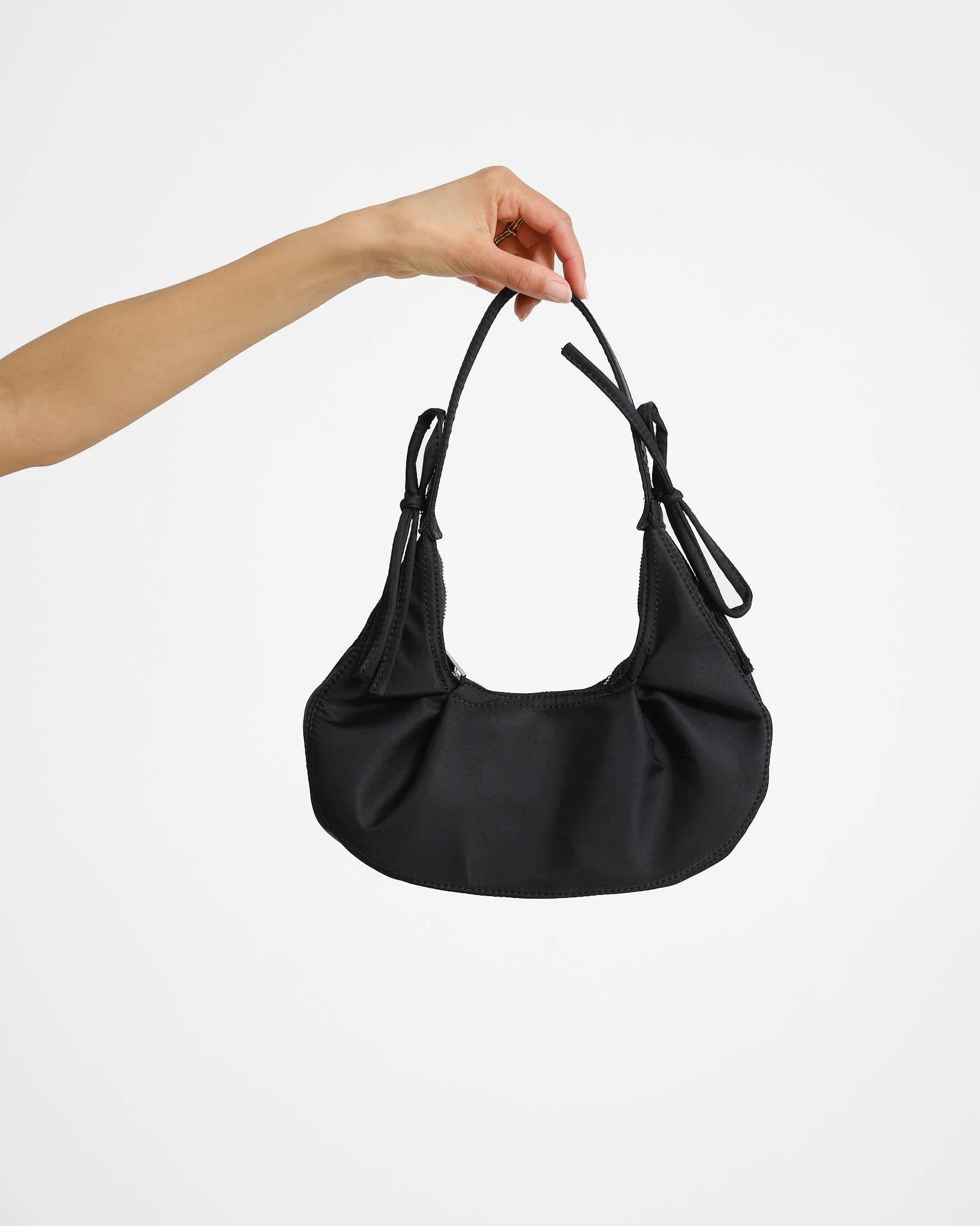 Dara Nylon Shoulder Bag Black - Image 5