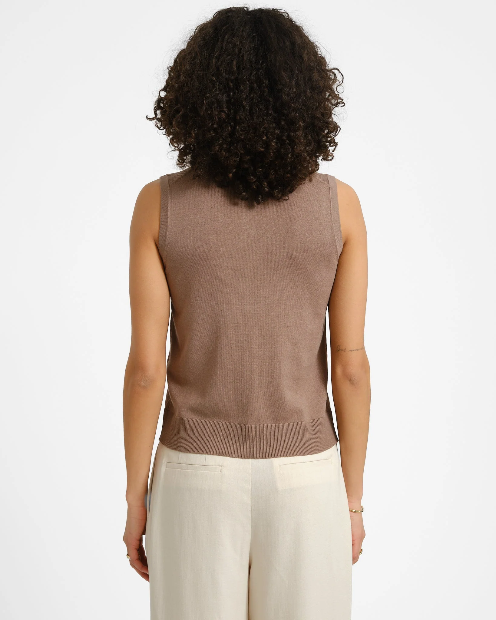Ophelia Cardigan Vest Knit Brown - Image 4