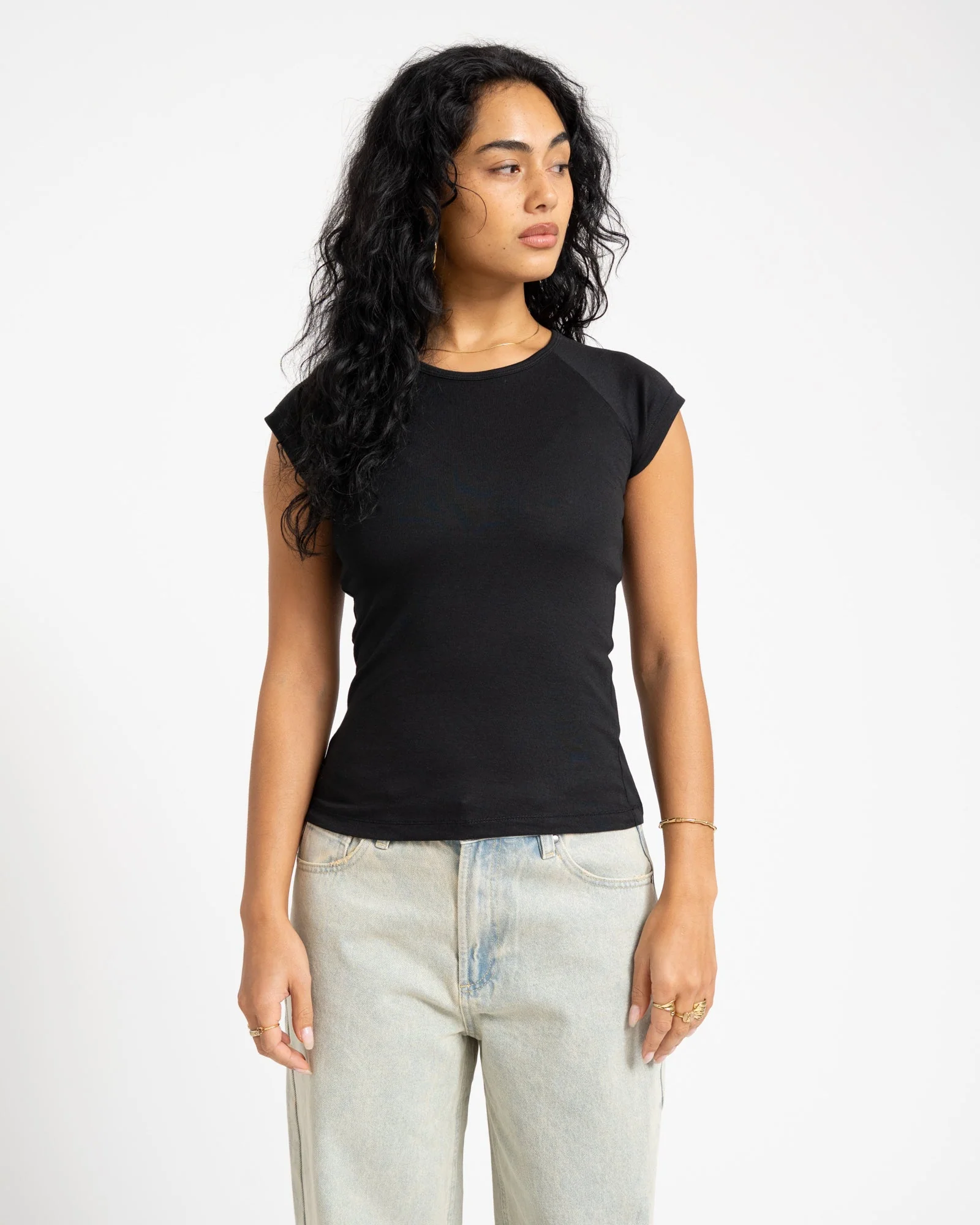 Star Raglan Tee Black - Image 3