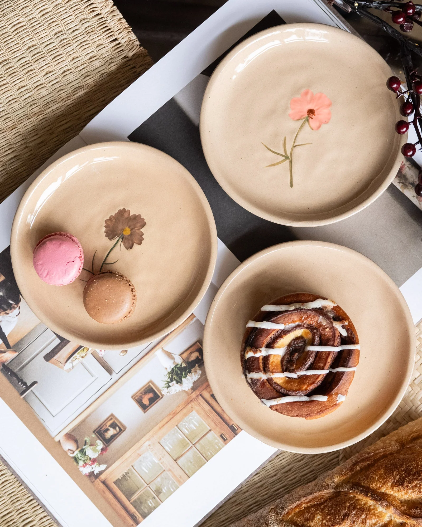 Cake Plate Flower Brown - Image 5