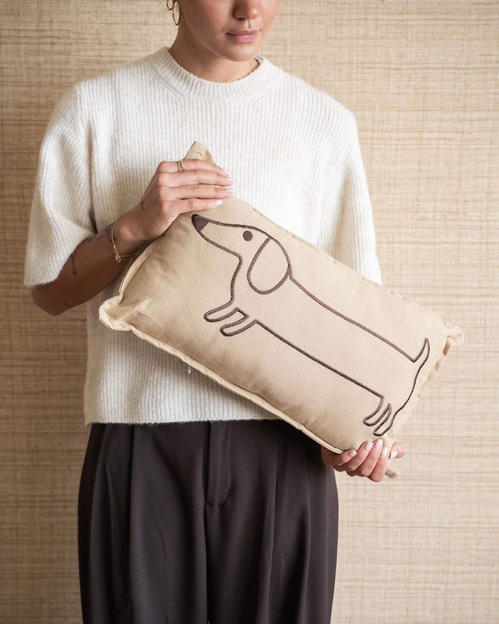 Cushion Dachshund Beige - Image 2