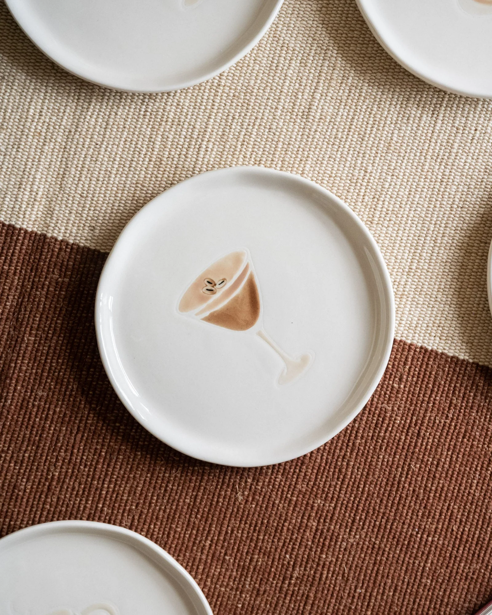Cake Plate Espresso Martini - Image 5