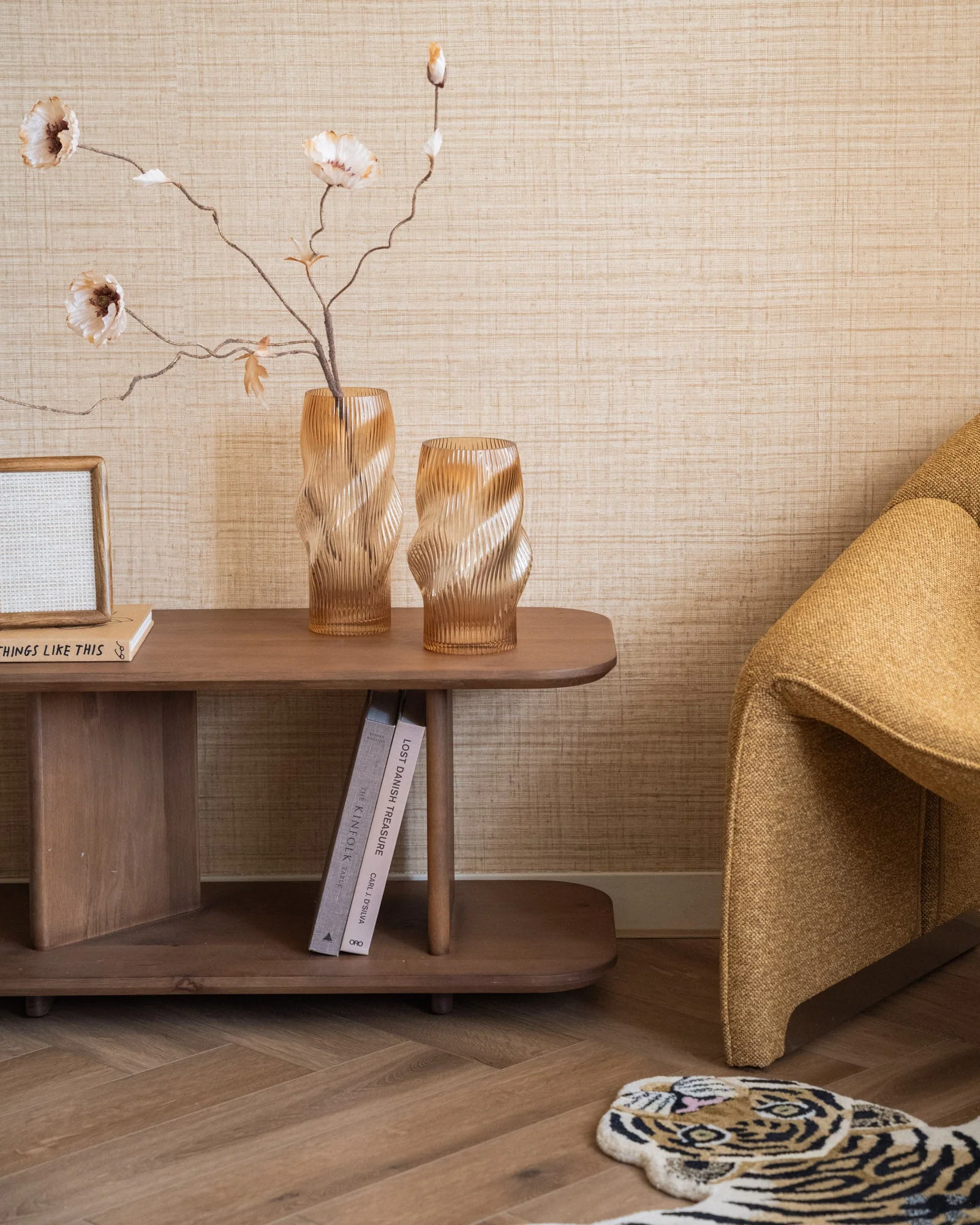 Vaas Glass Clear Brown - Image 7