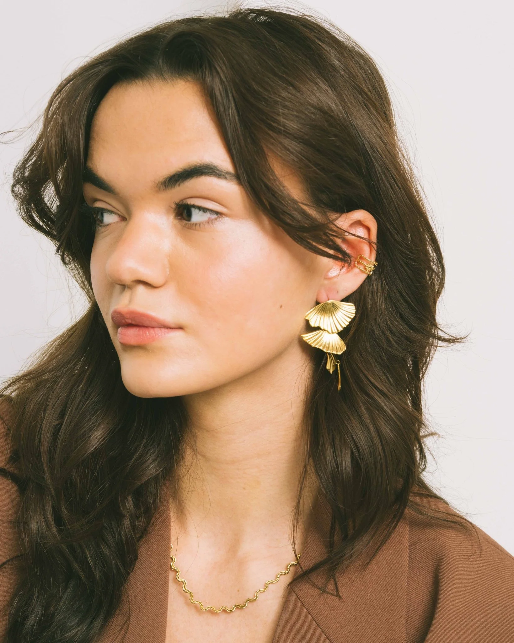 Set Of 2 Earrings Golden Leaf Hoop Gold