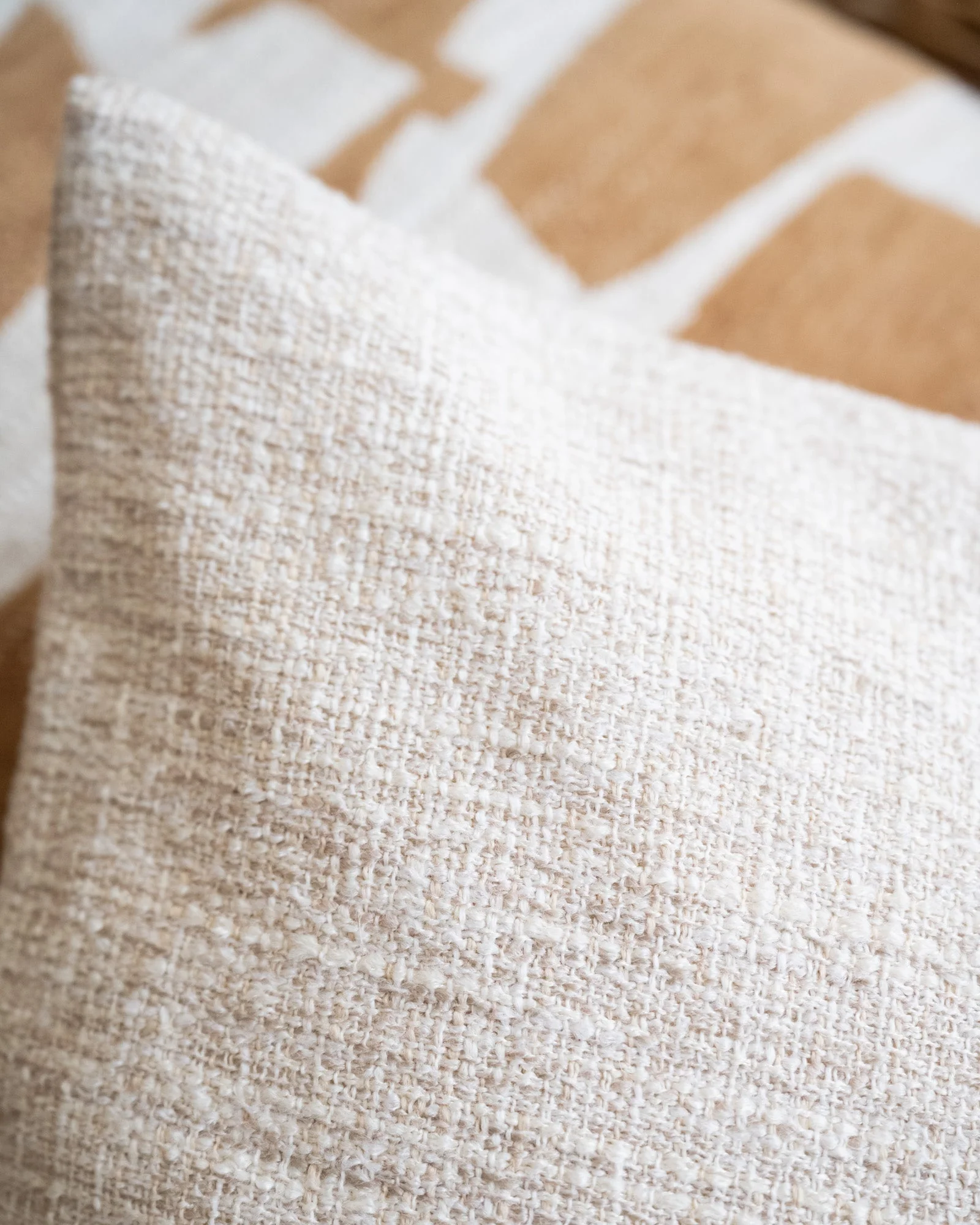 Cushion Lin Cream - Image 4