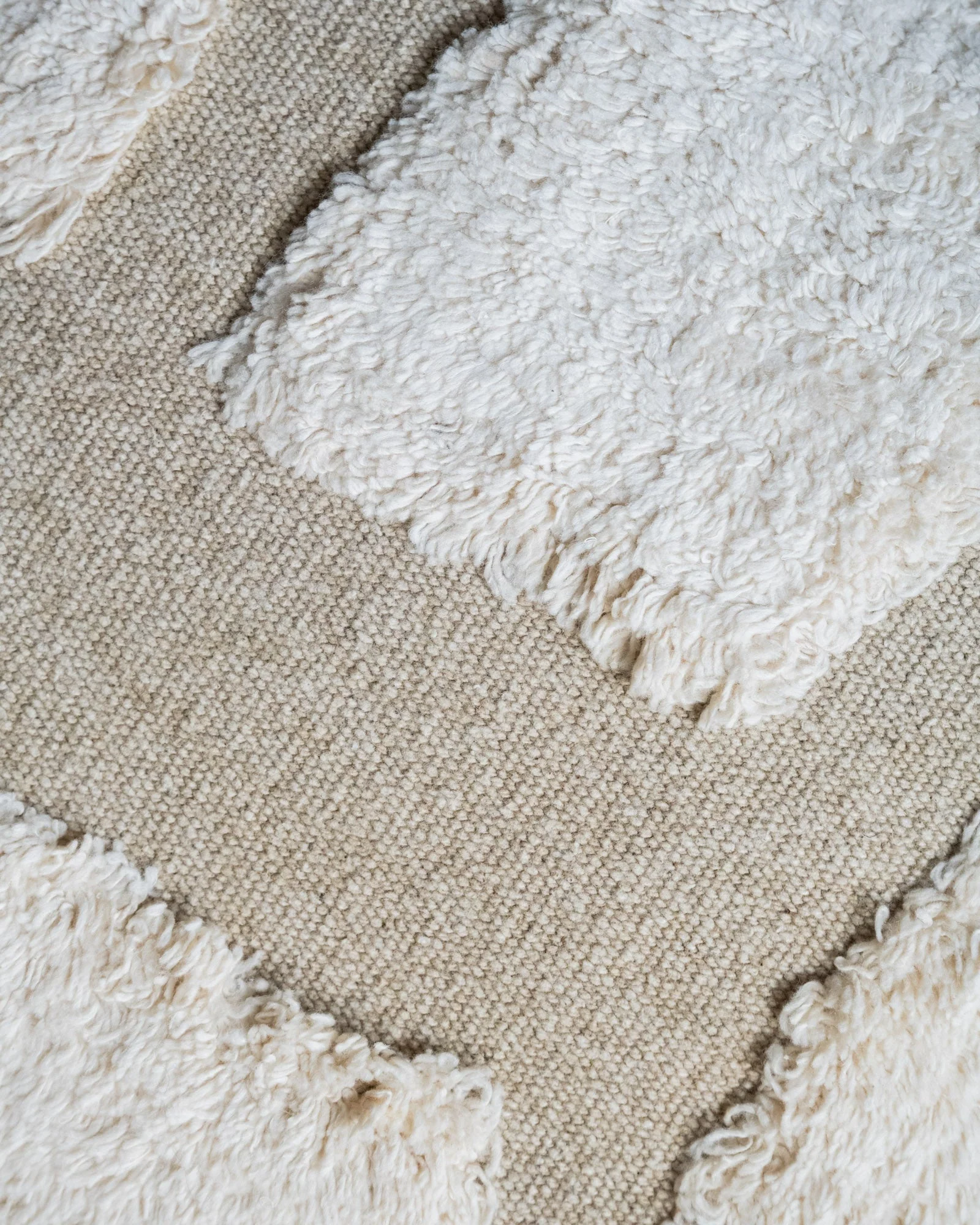 Cushion Luzan Cream Sand - Image 5